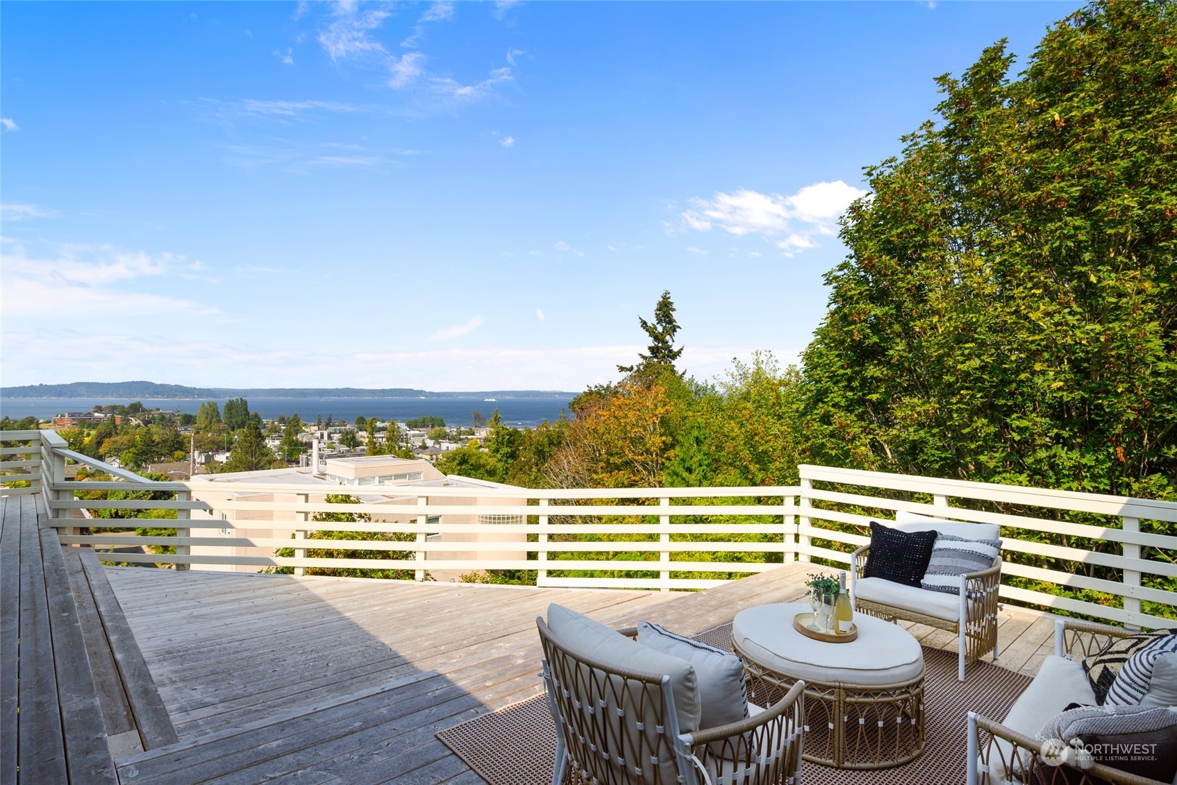 property viewer photo 1