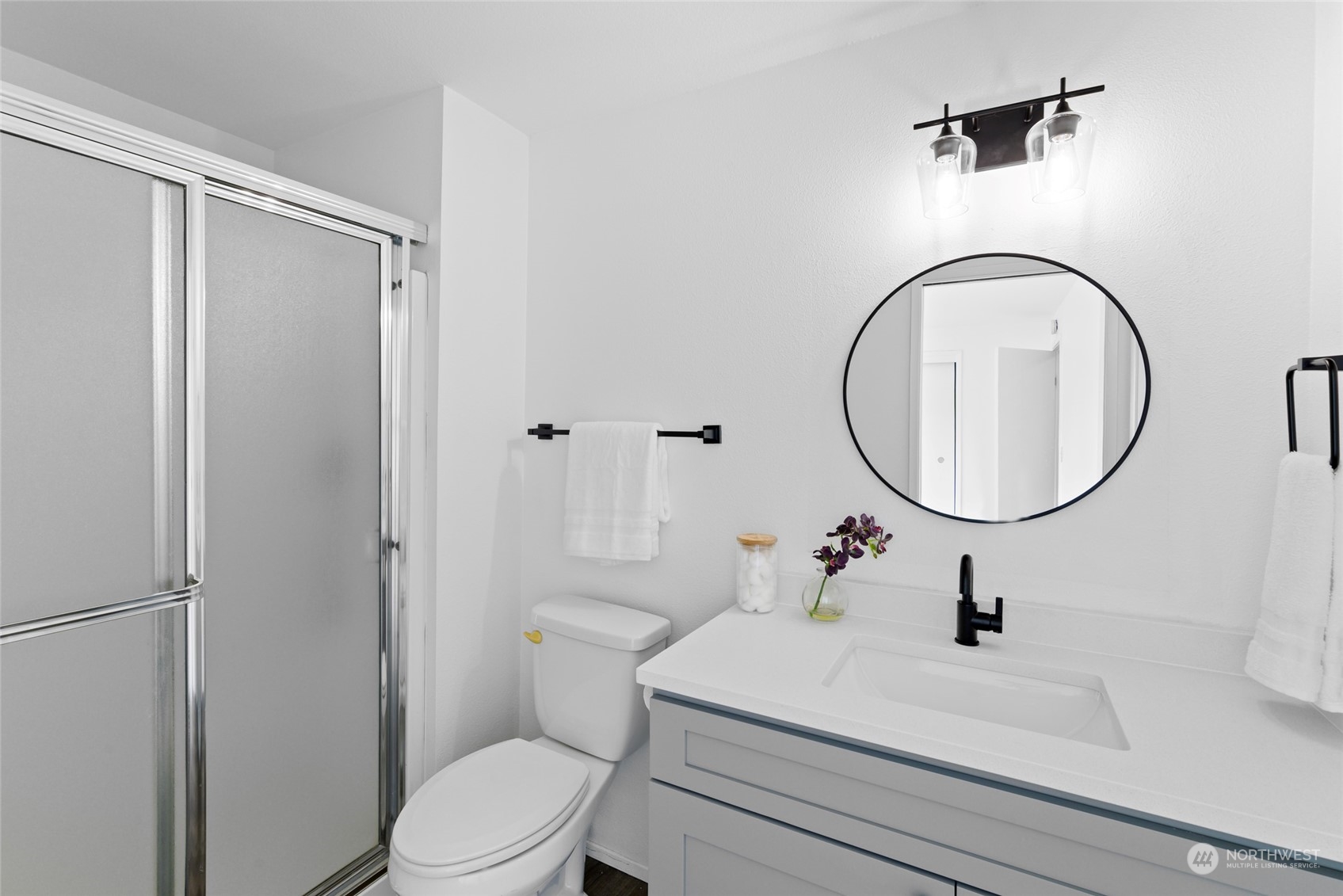 property viewer photo 23