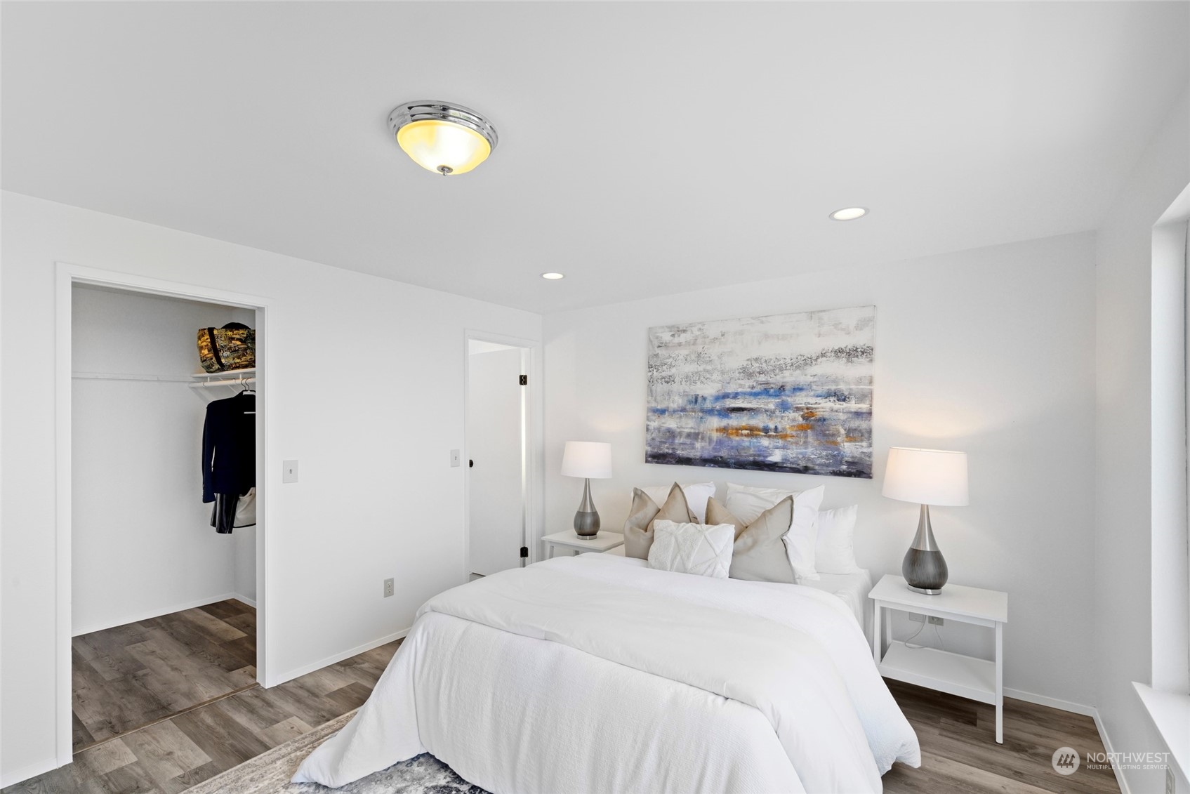property viewer photo 31
