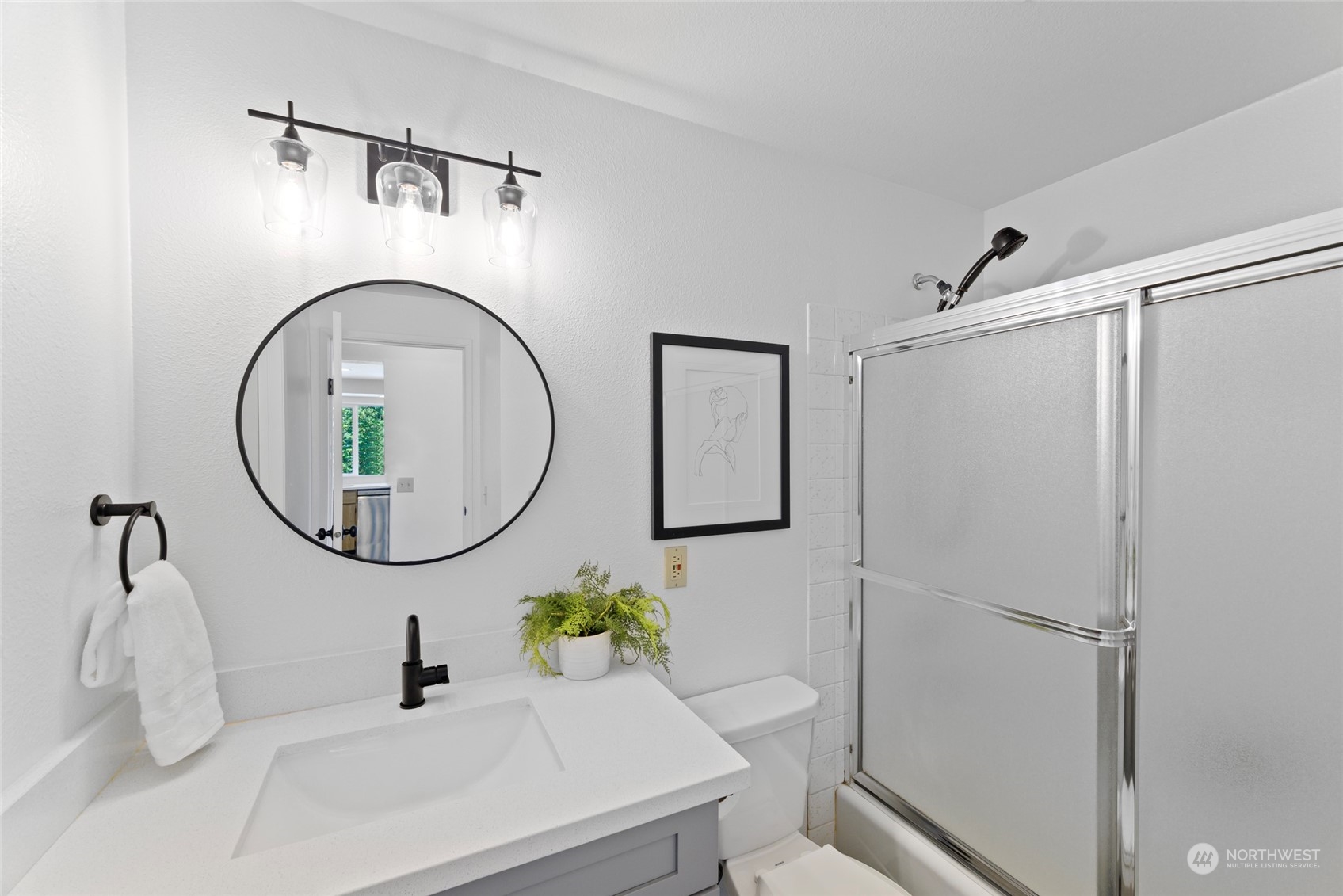property viewer photo 32