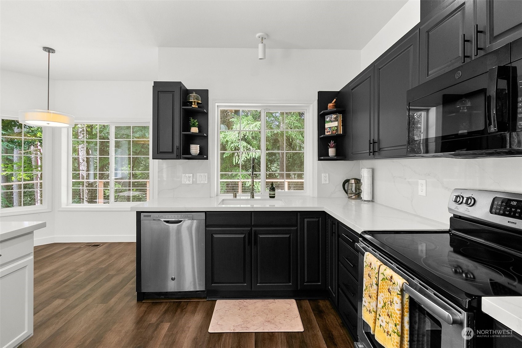 property viewer photo 13