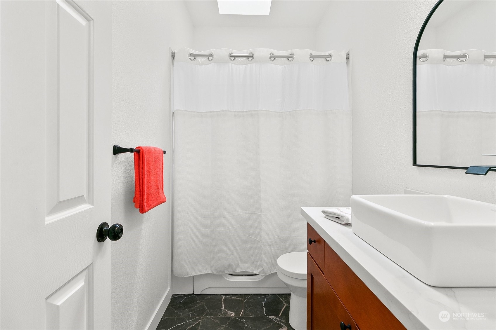 property viewer photo 25