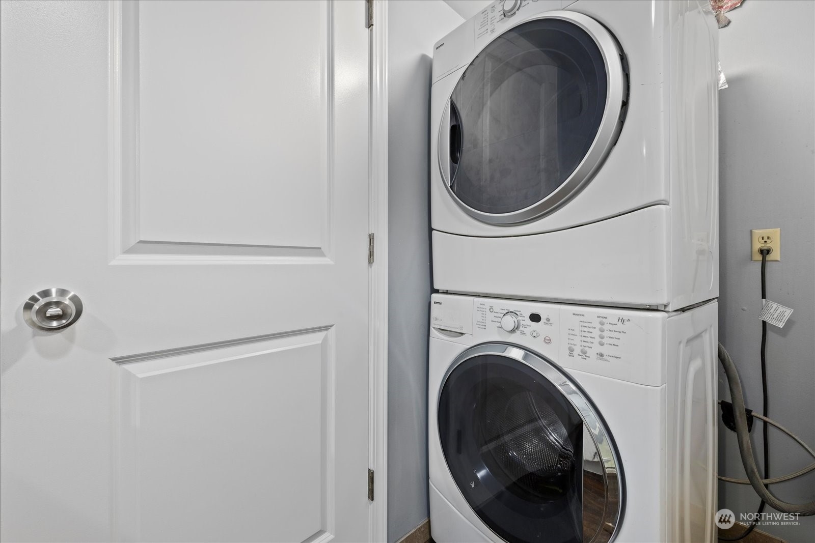 property viewer photo 17