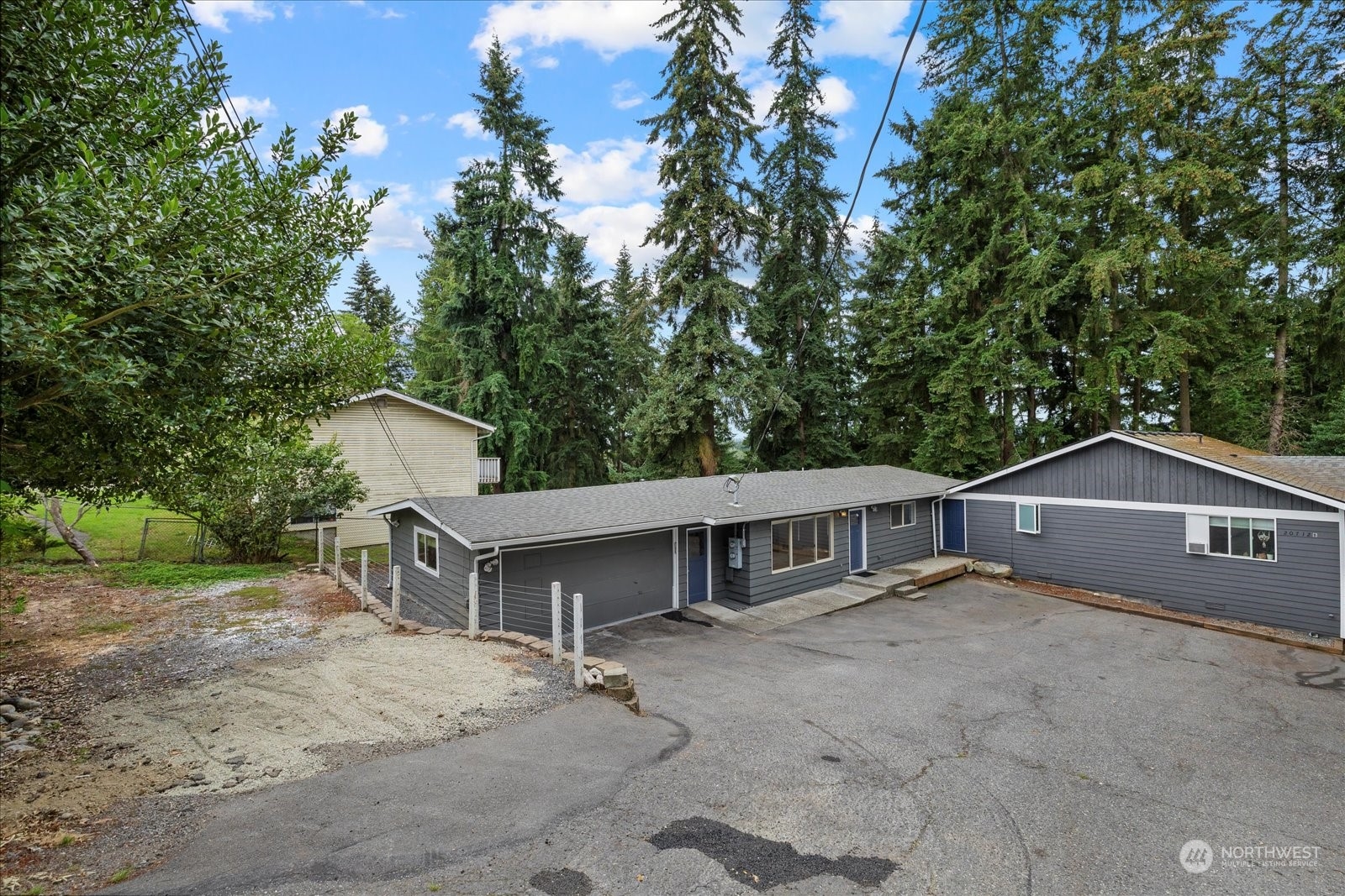 property viewer photo 24