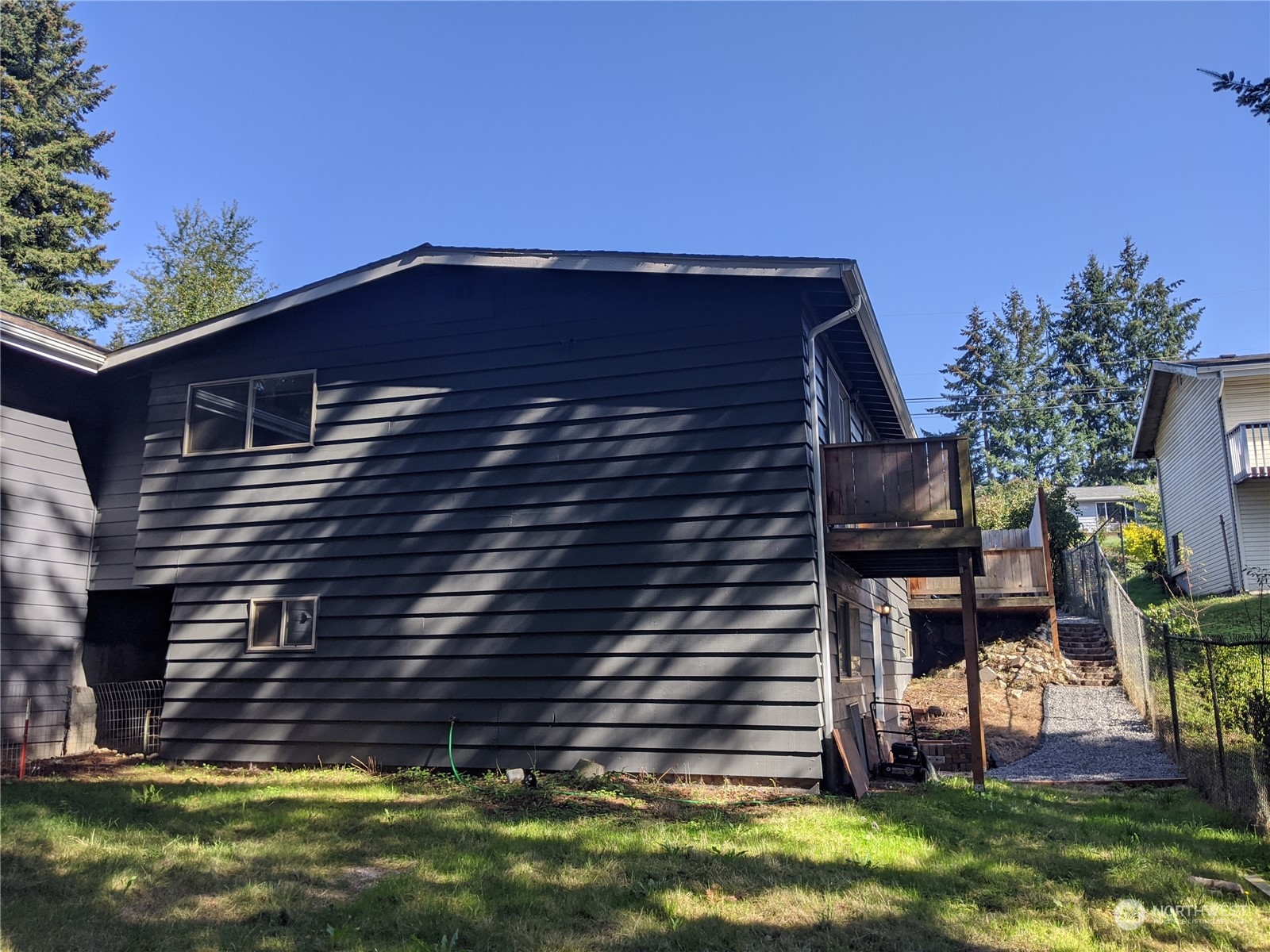 property viewer photo 26