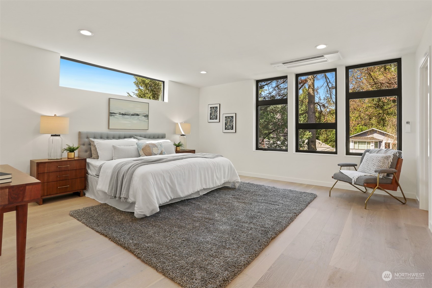 property viewer photo 11