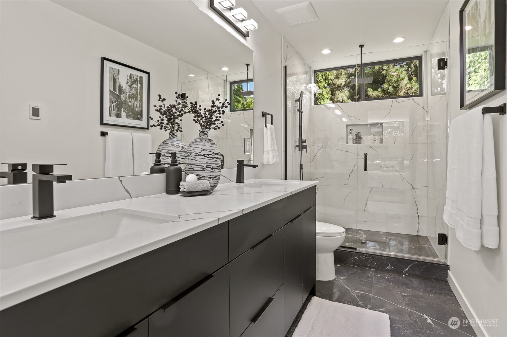 property viewer photo 13