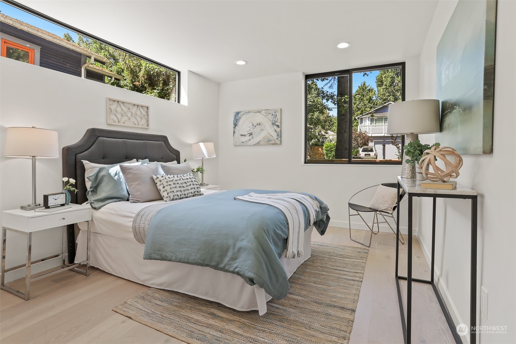 property viewer photo 15