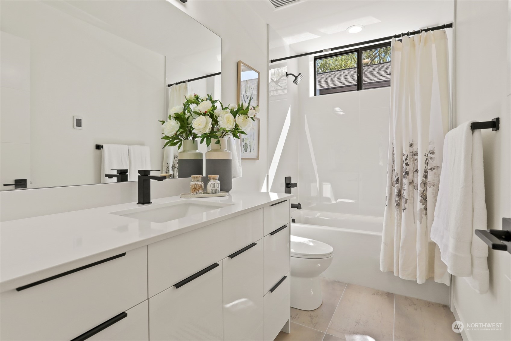 property viewer photo 19