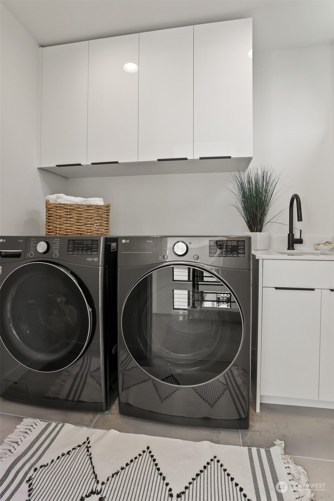 property viewer photo 21