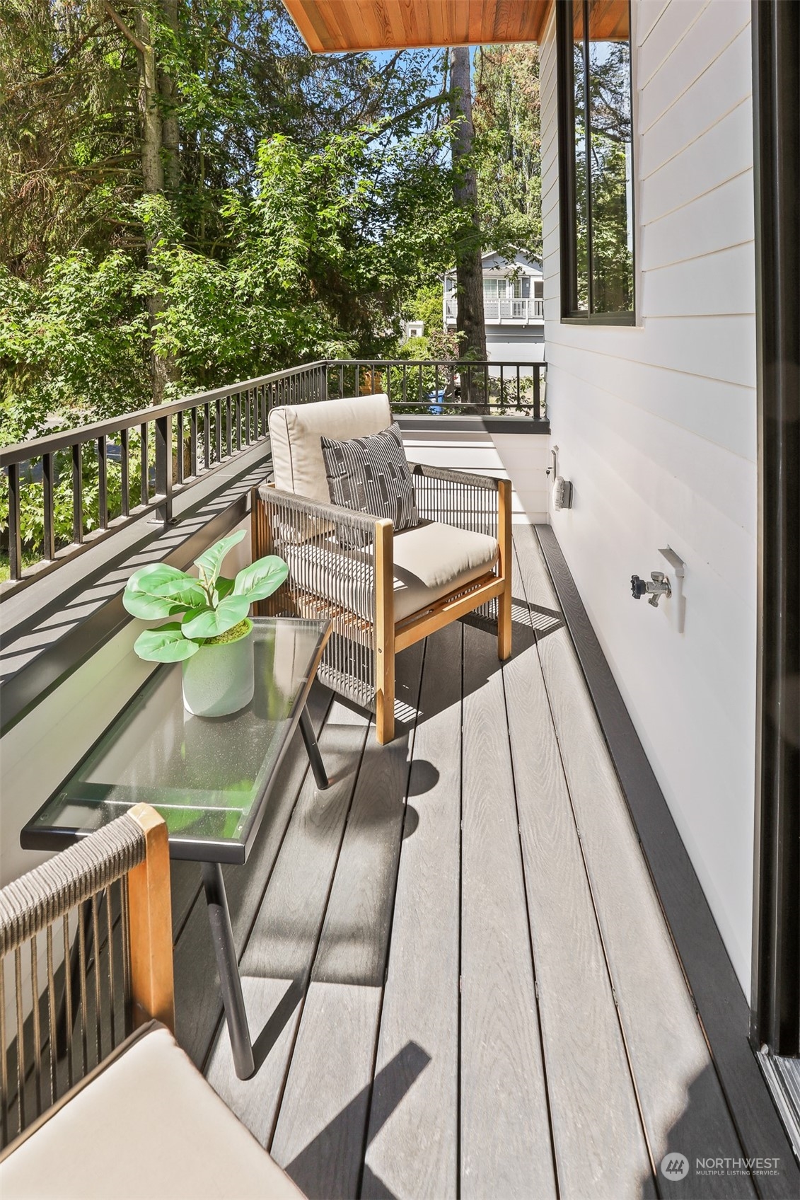 property viewer photo 8