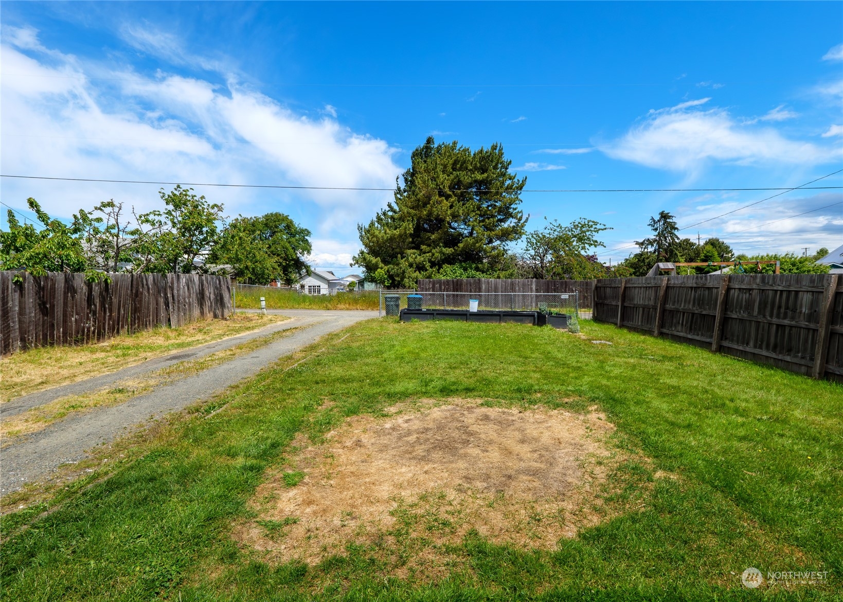 property viewer photo 10