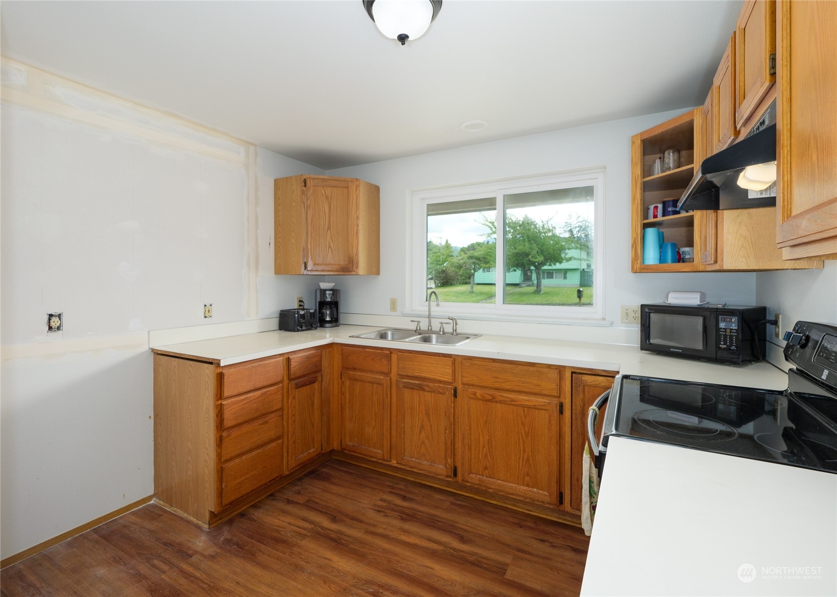 property viewer photo 18