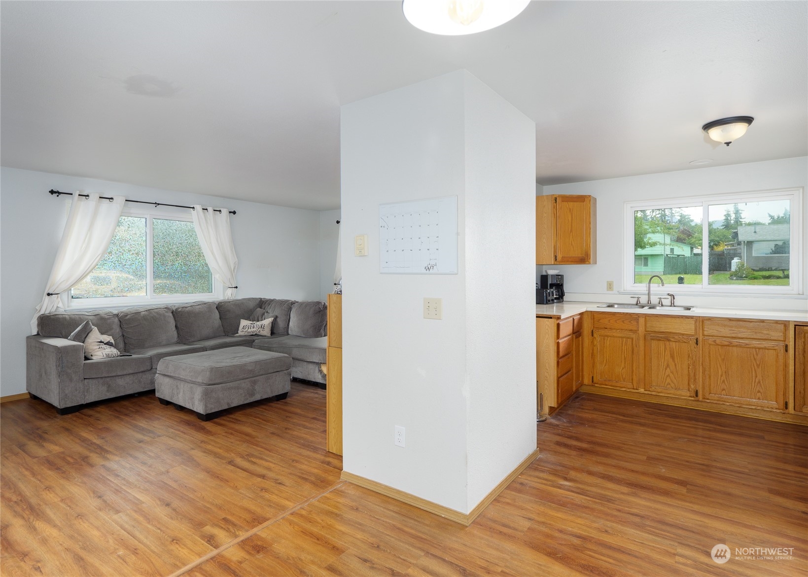 property viewer photo 19