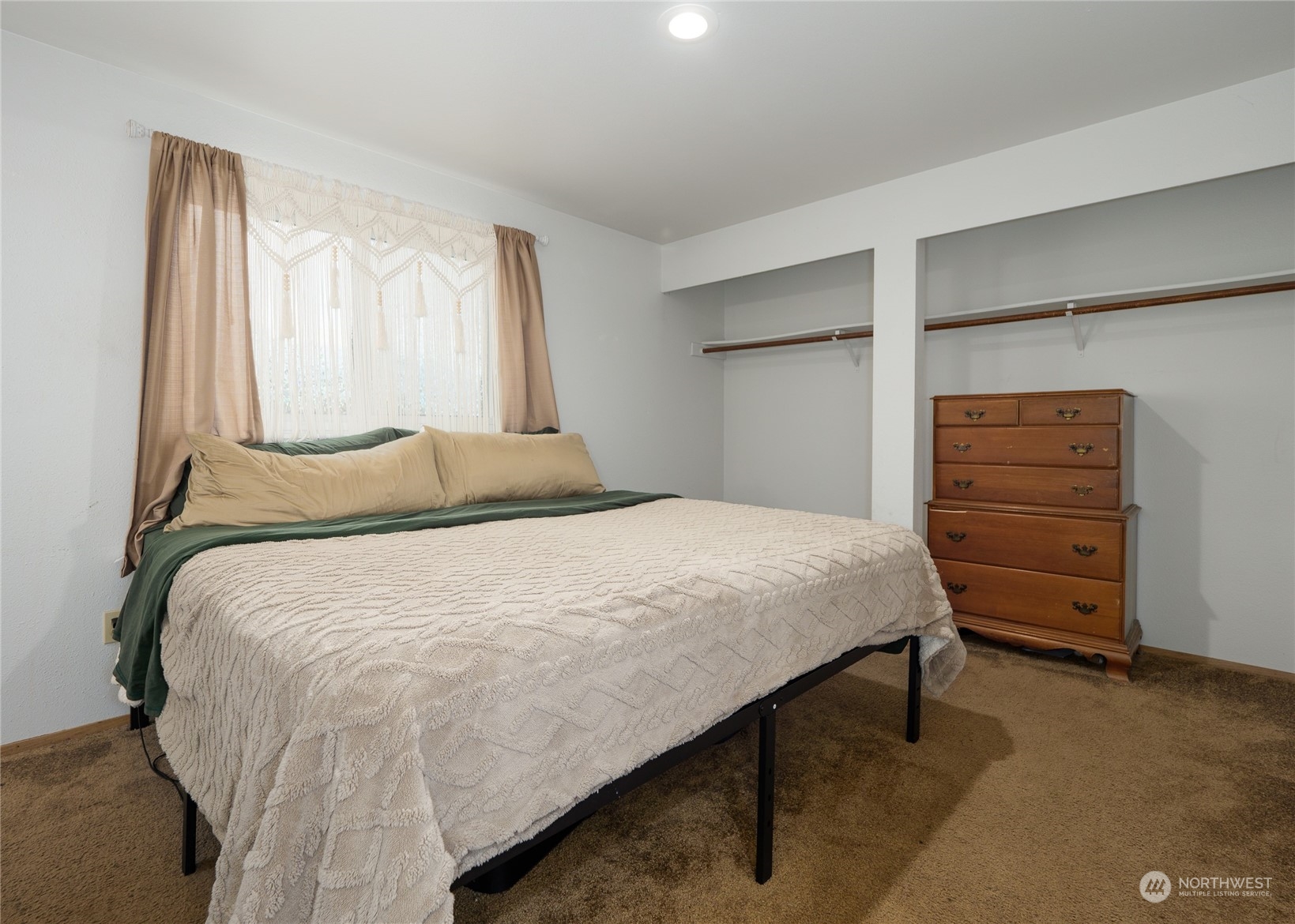 property viewer photo 23