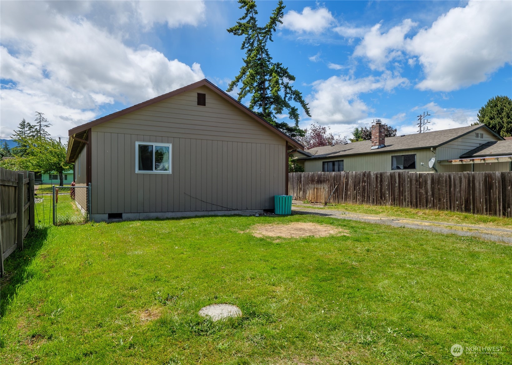 property viewer photo 8