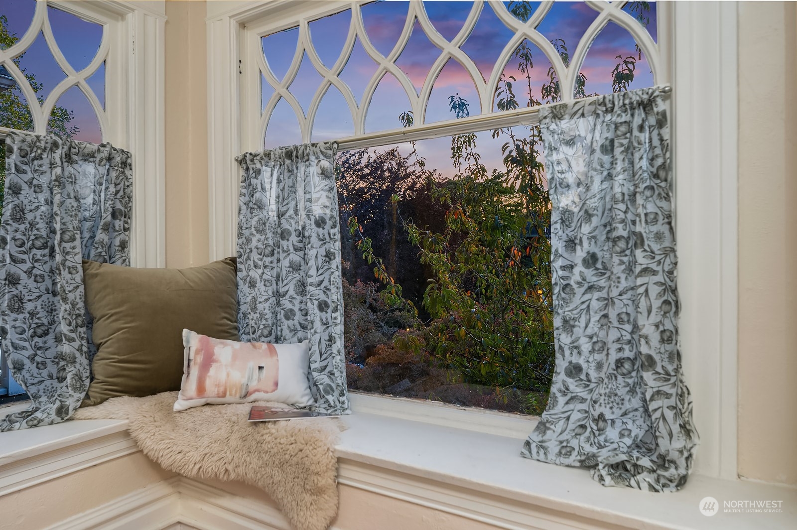 property viewer photo 17