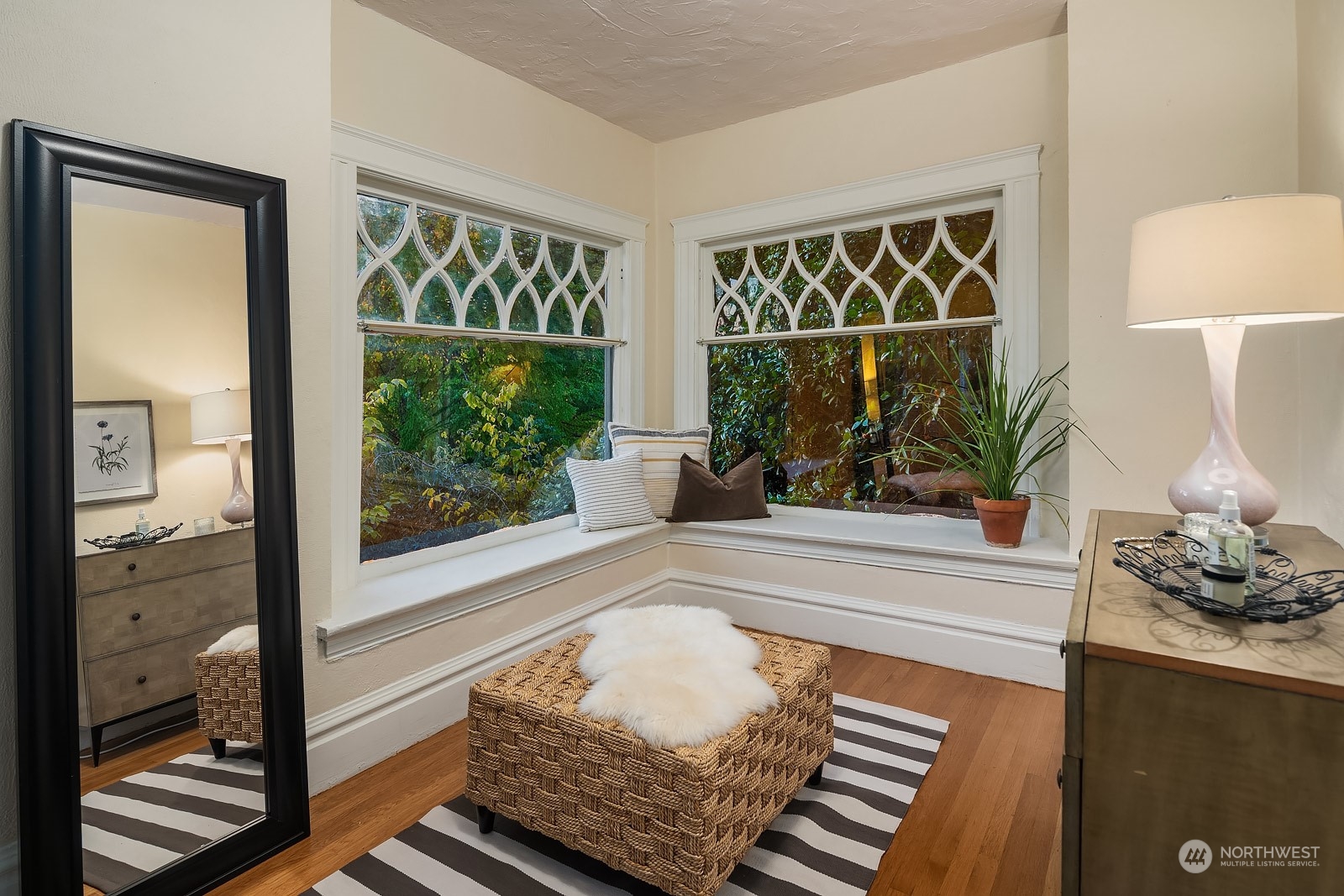 property viewer photo 18