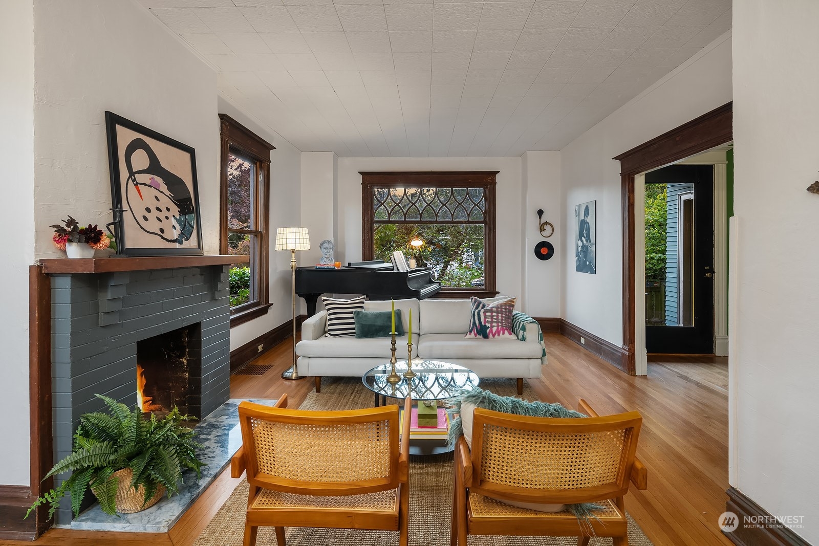 property viewer photo 2