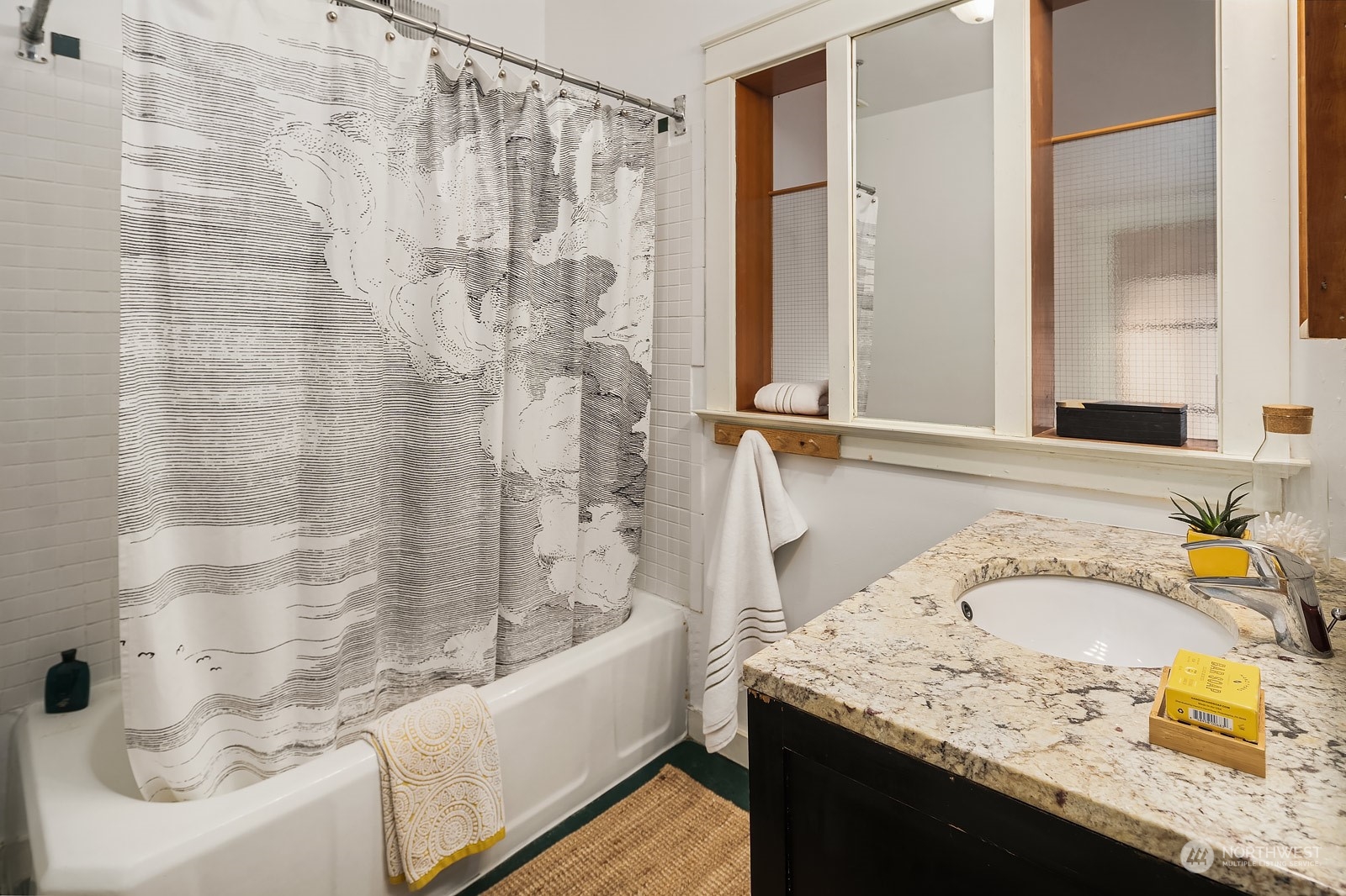 property viewer photo 22