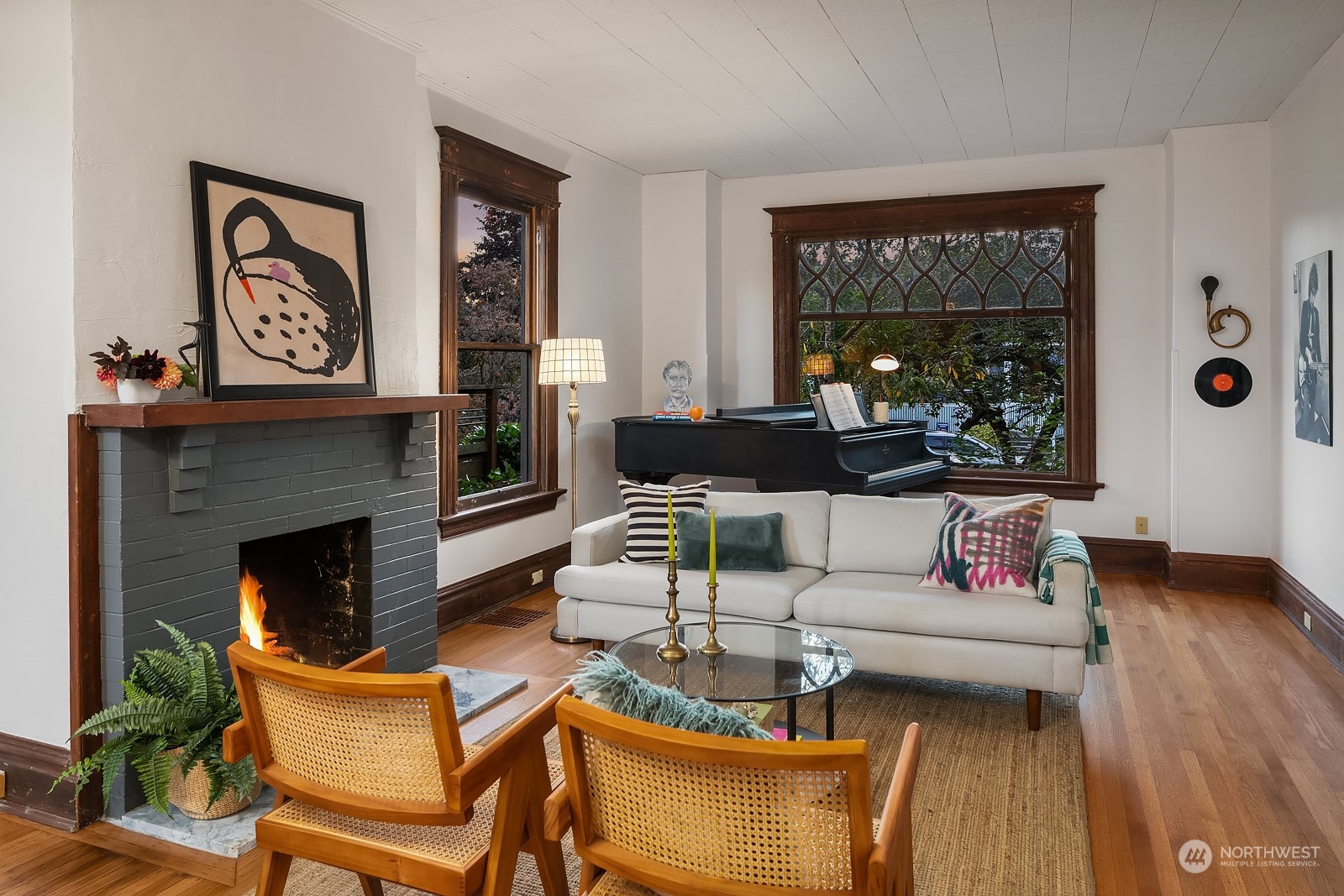 property viewer photo 4