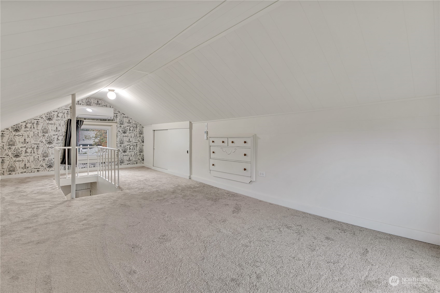 property viewer photo 17