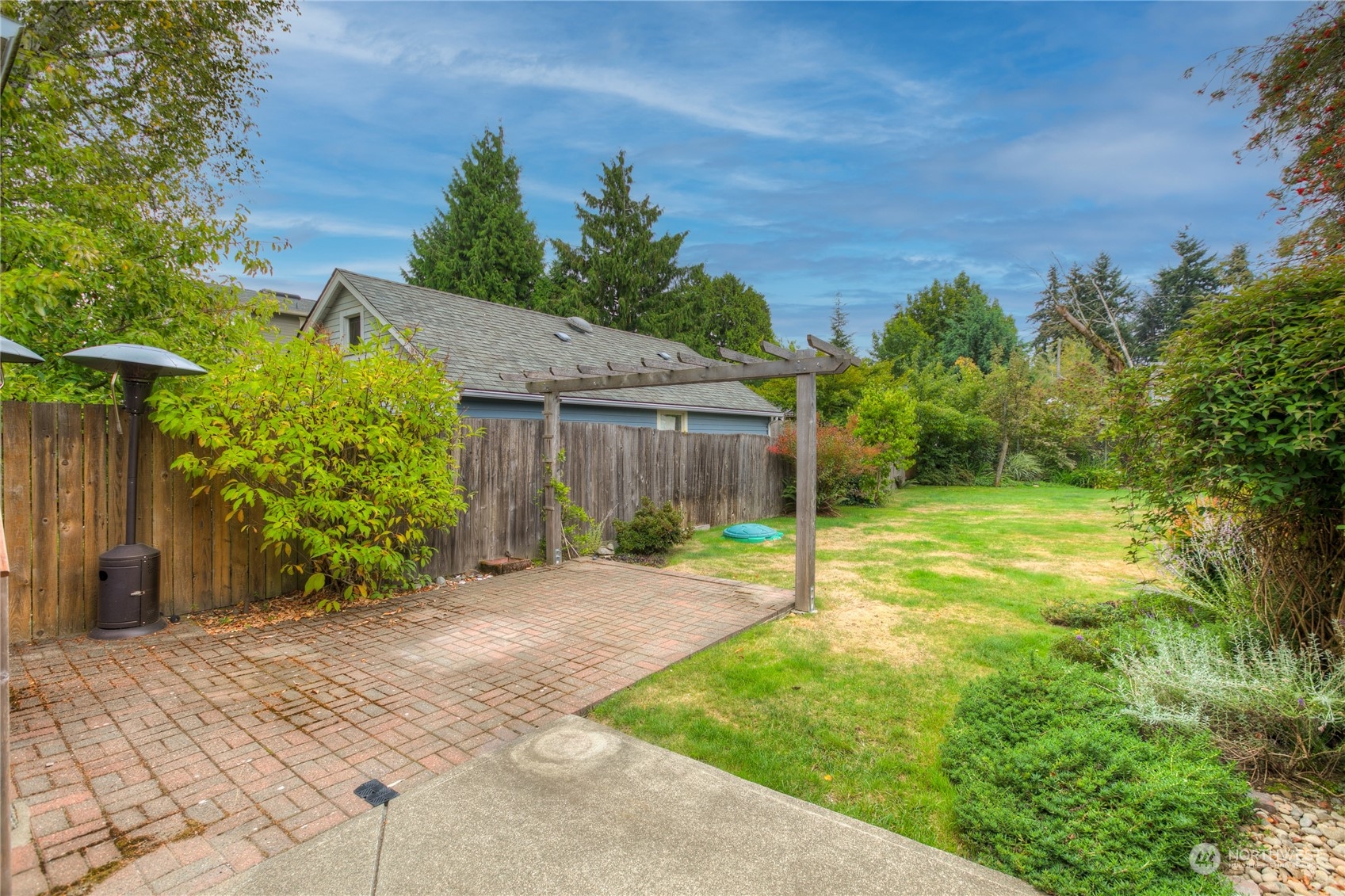property viewer photo 23