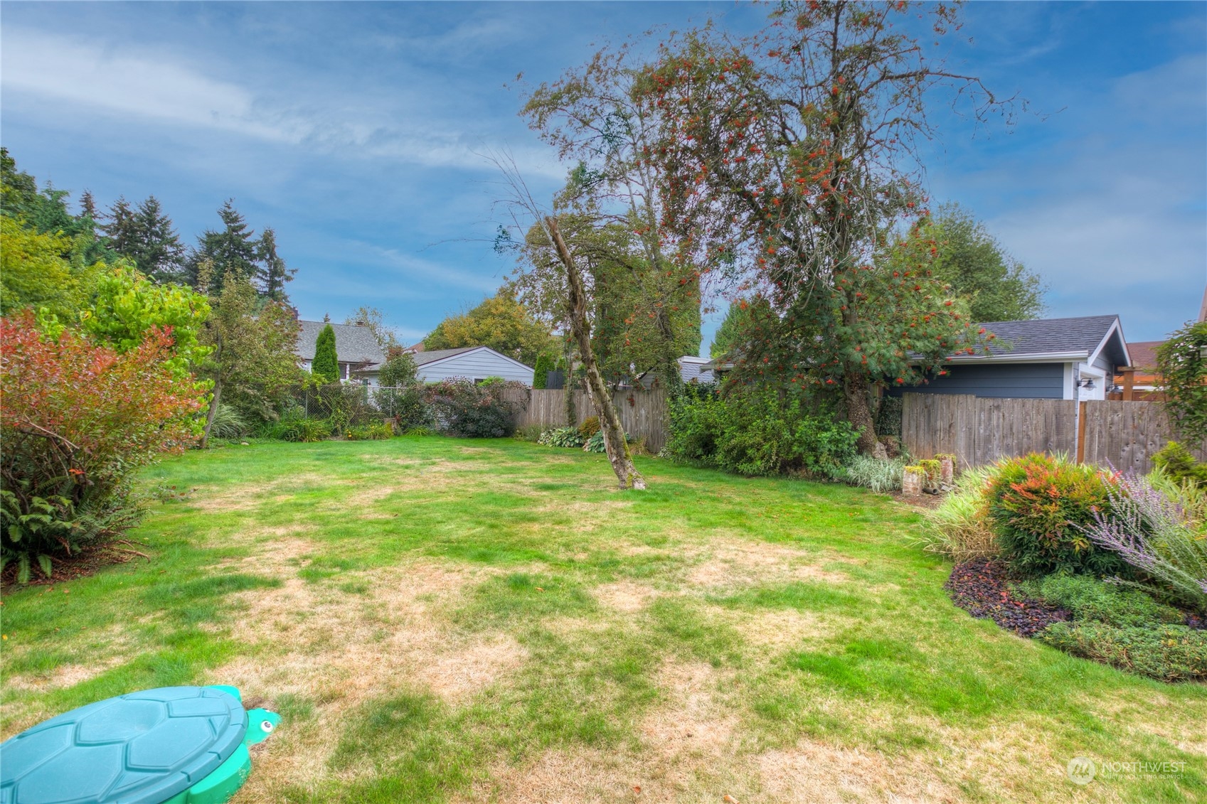 property viewer photo 25
