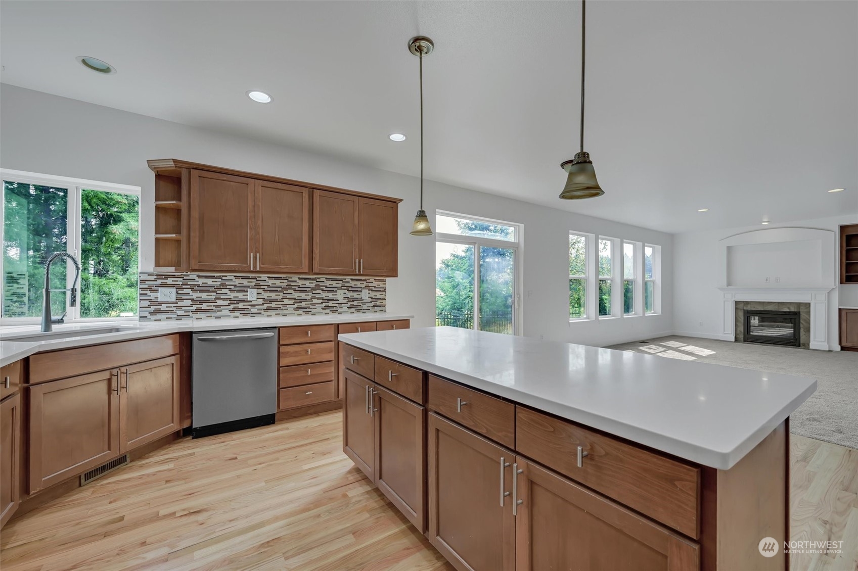property viewer photo 14
