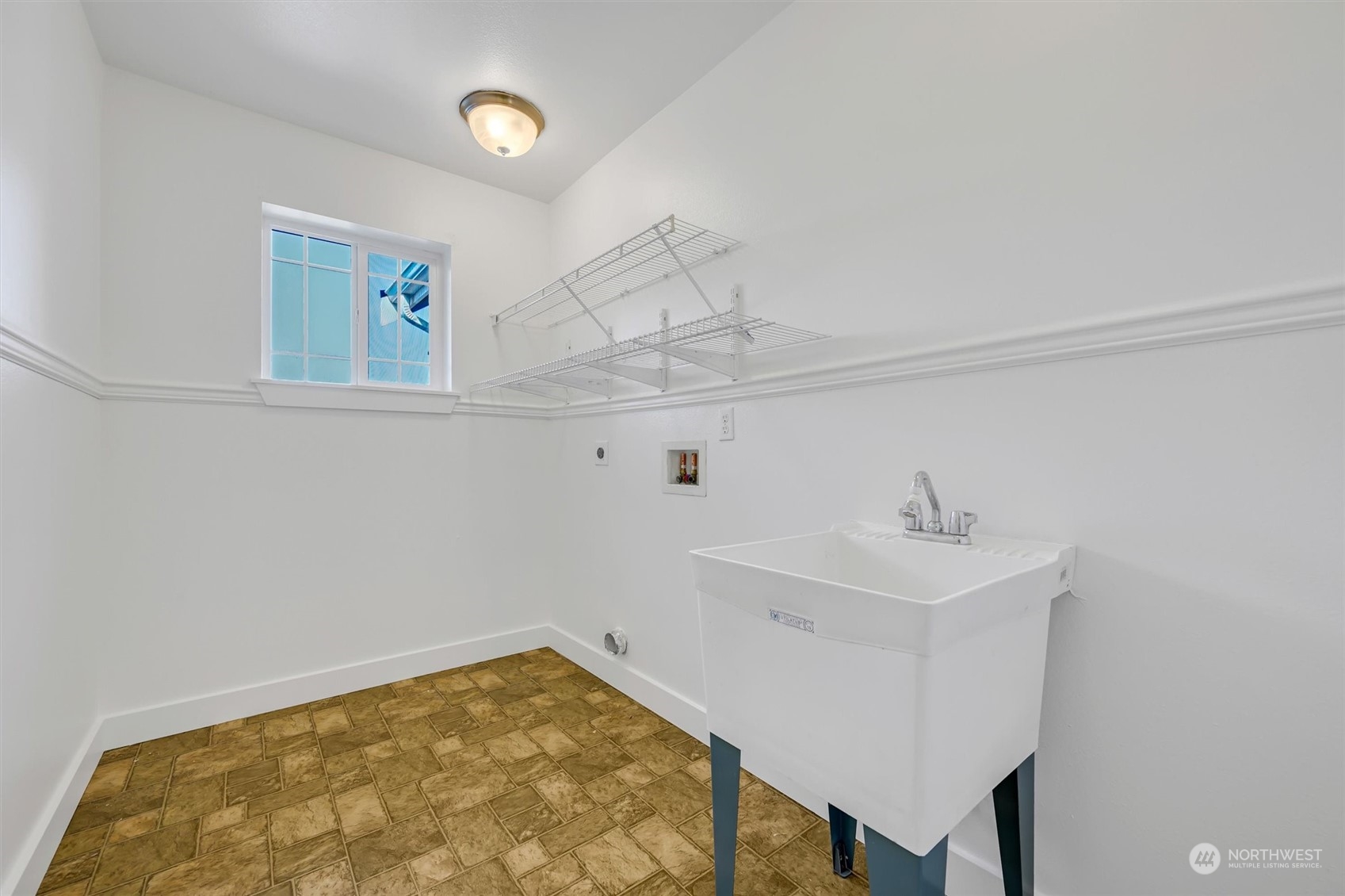 property viewer photo 29