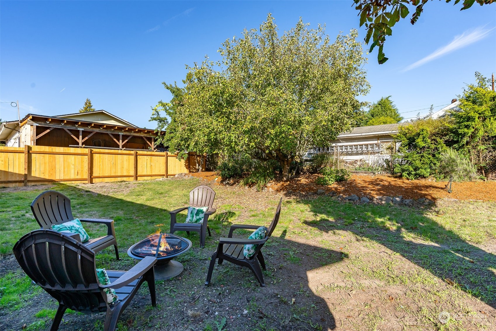 property viewer photo 13