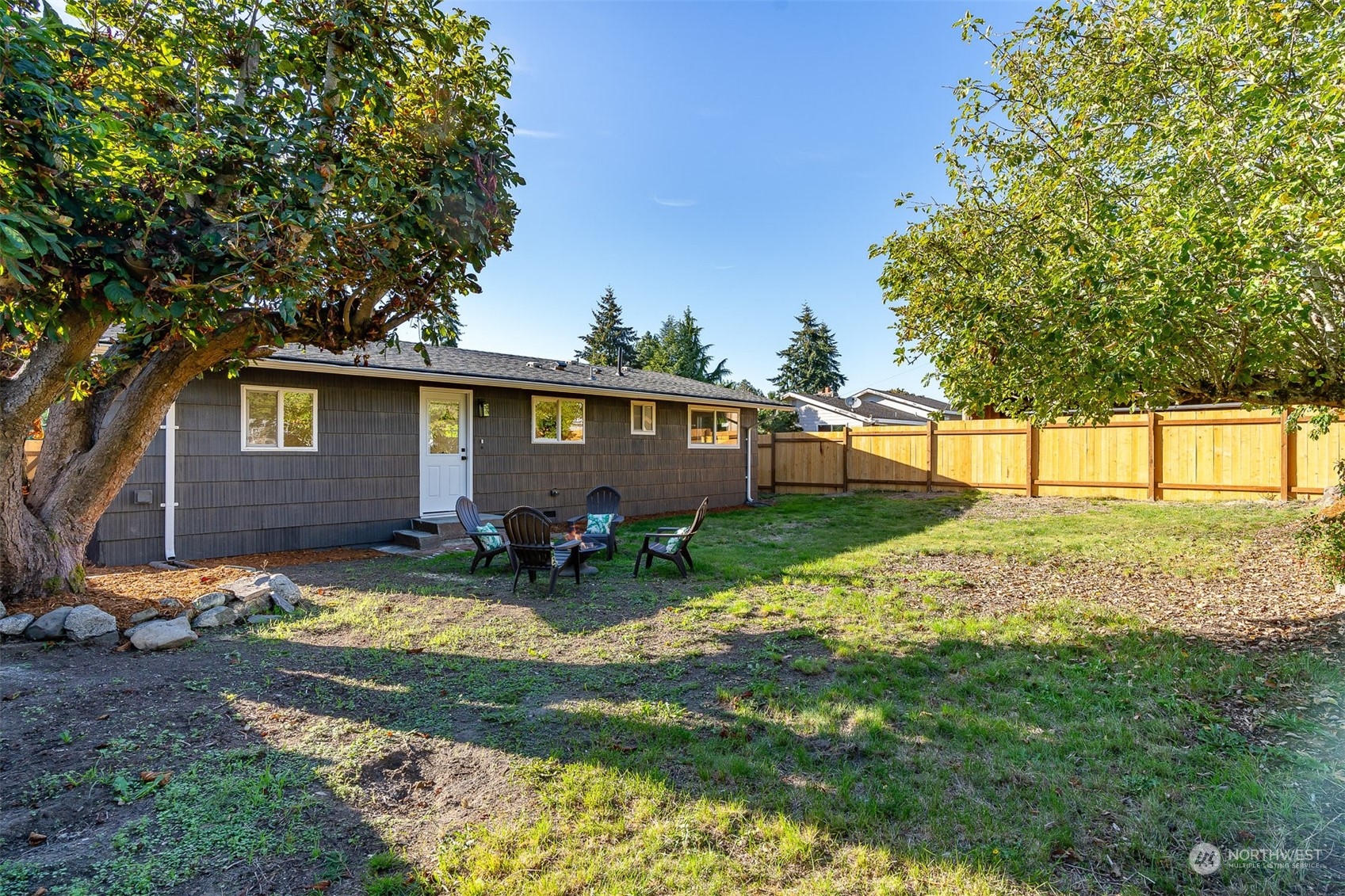 property viewer photo 14