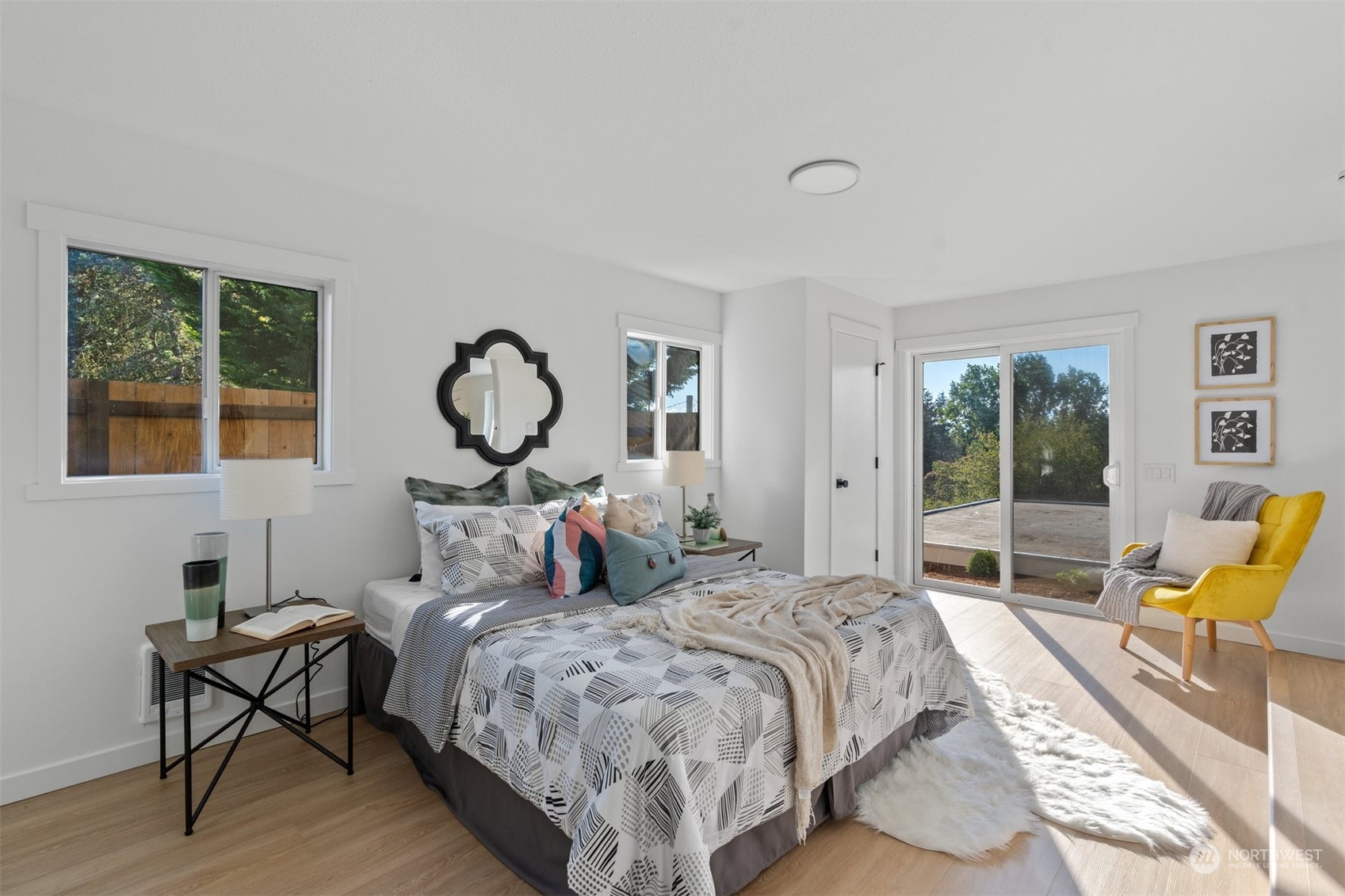 property viewer photo 19