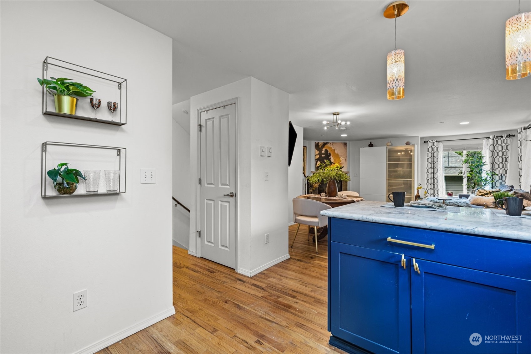 property viewer photo 11