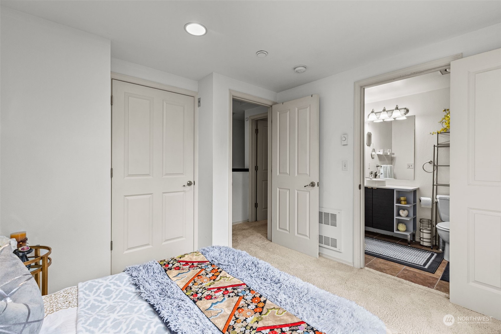 property viewer photo 17
