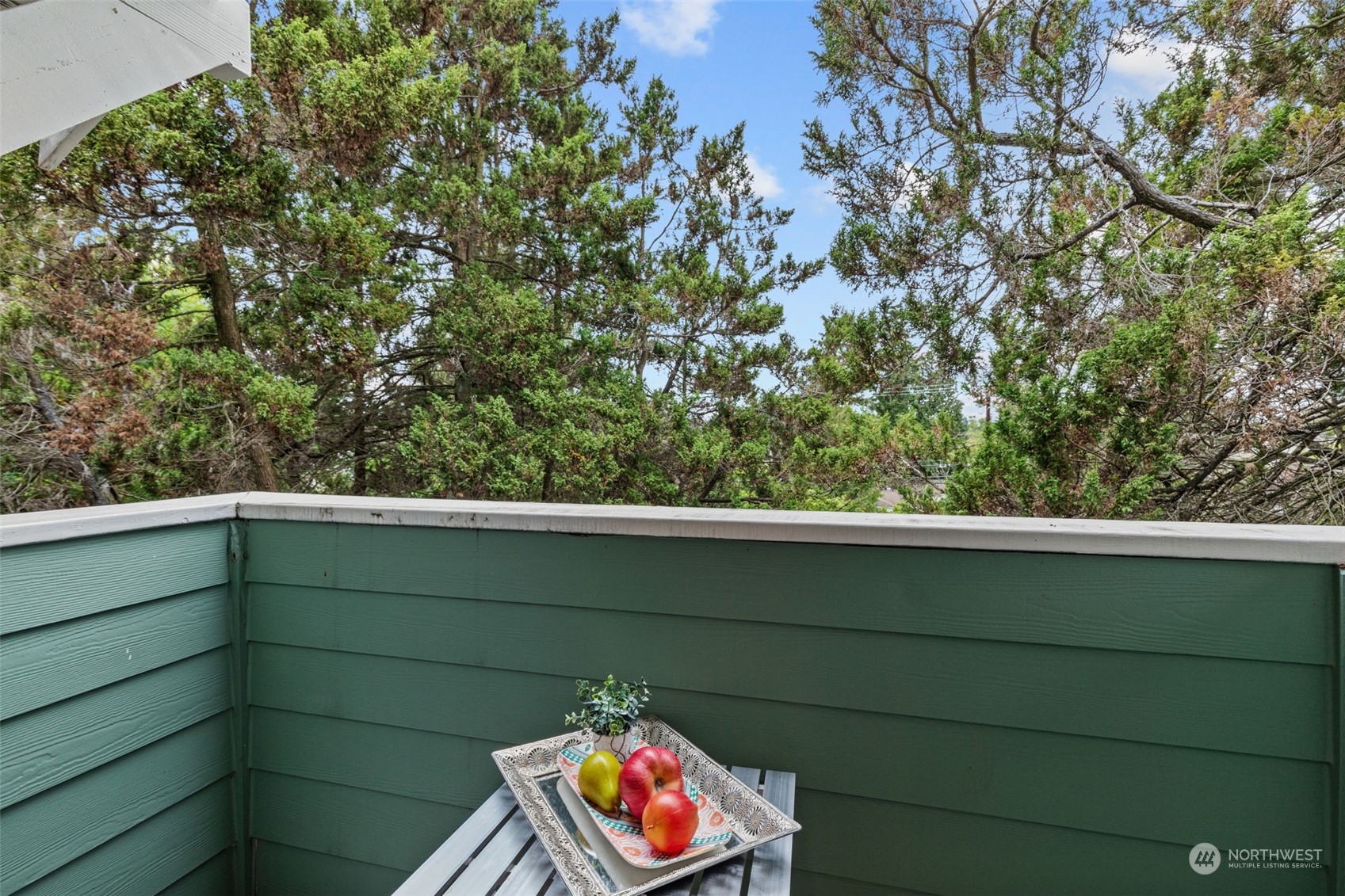 property viewer photo 20