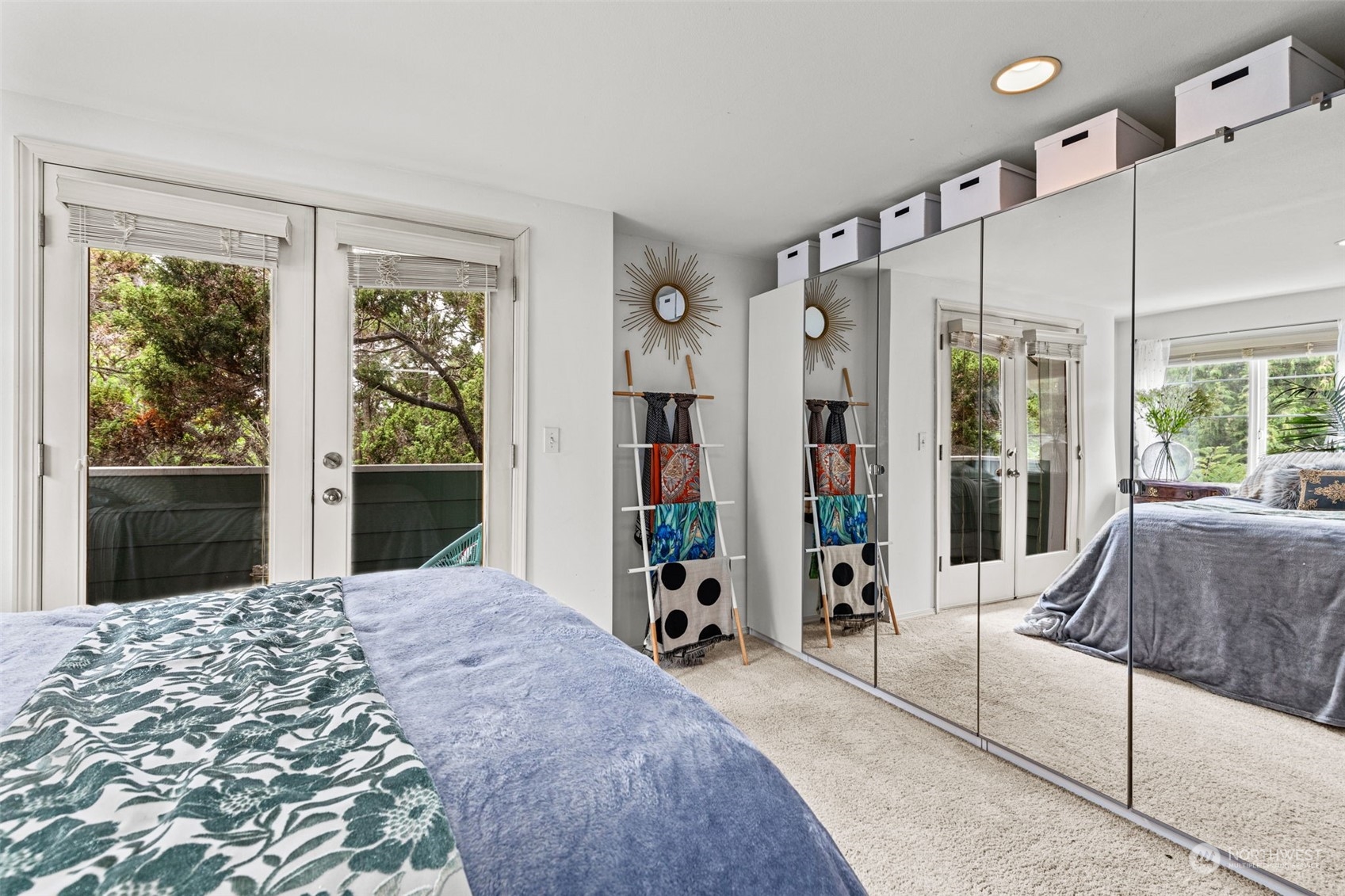 property viewer photo 22