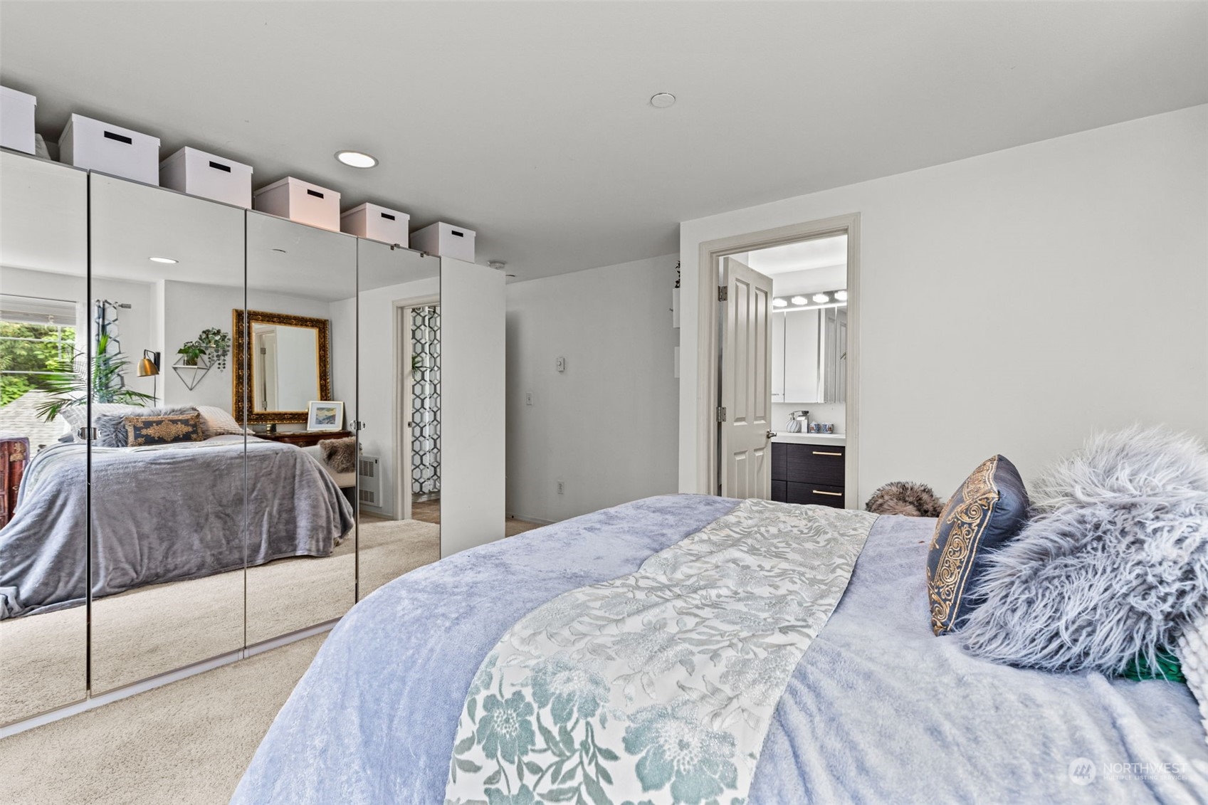 property viewer photo 23
