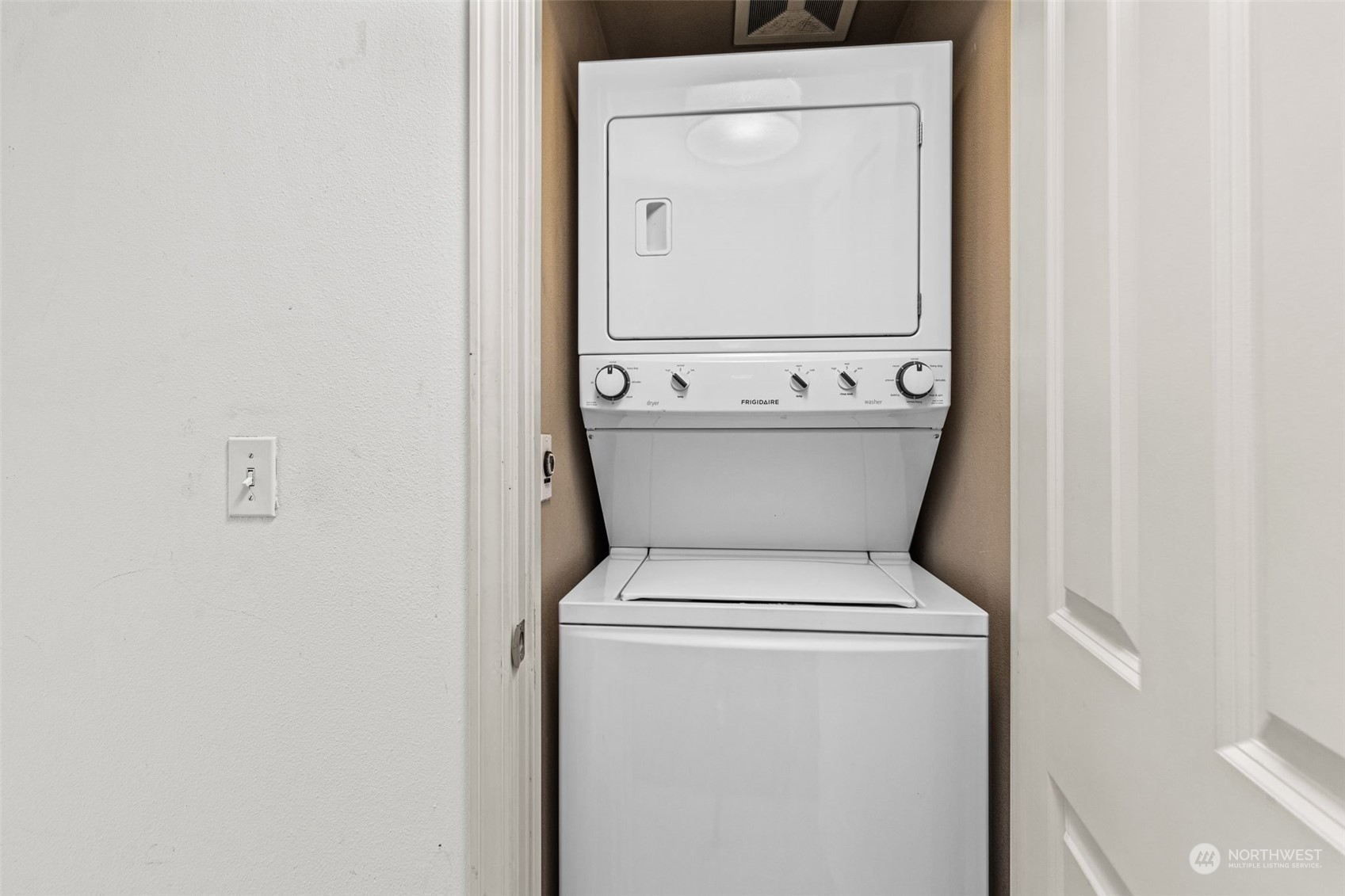 property viewer photo 28