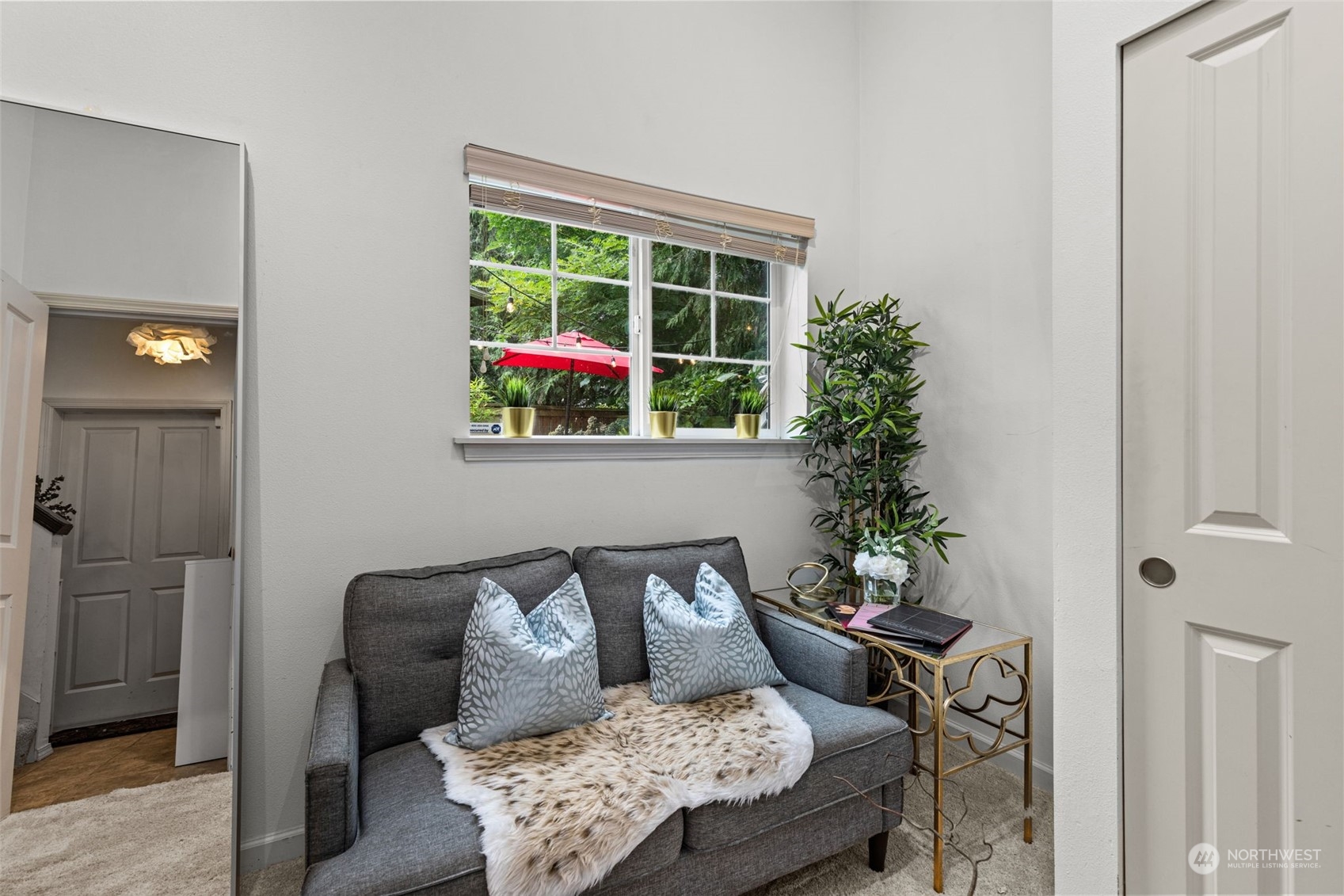 property viewer photo 29