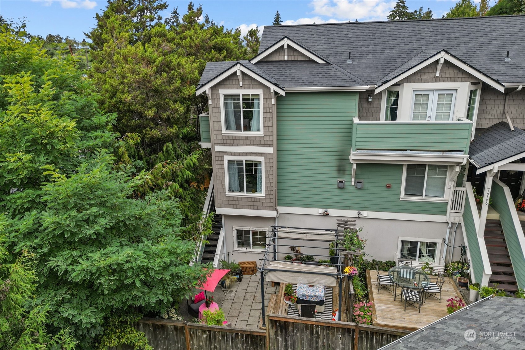property viewer photo 37