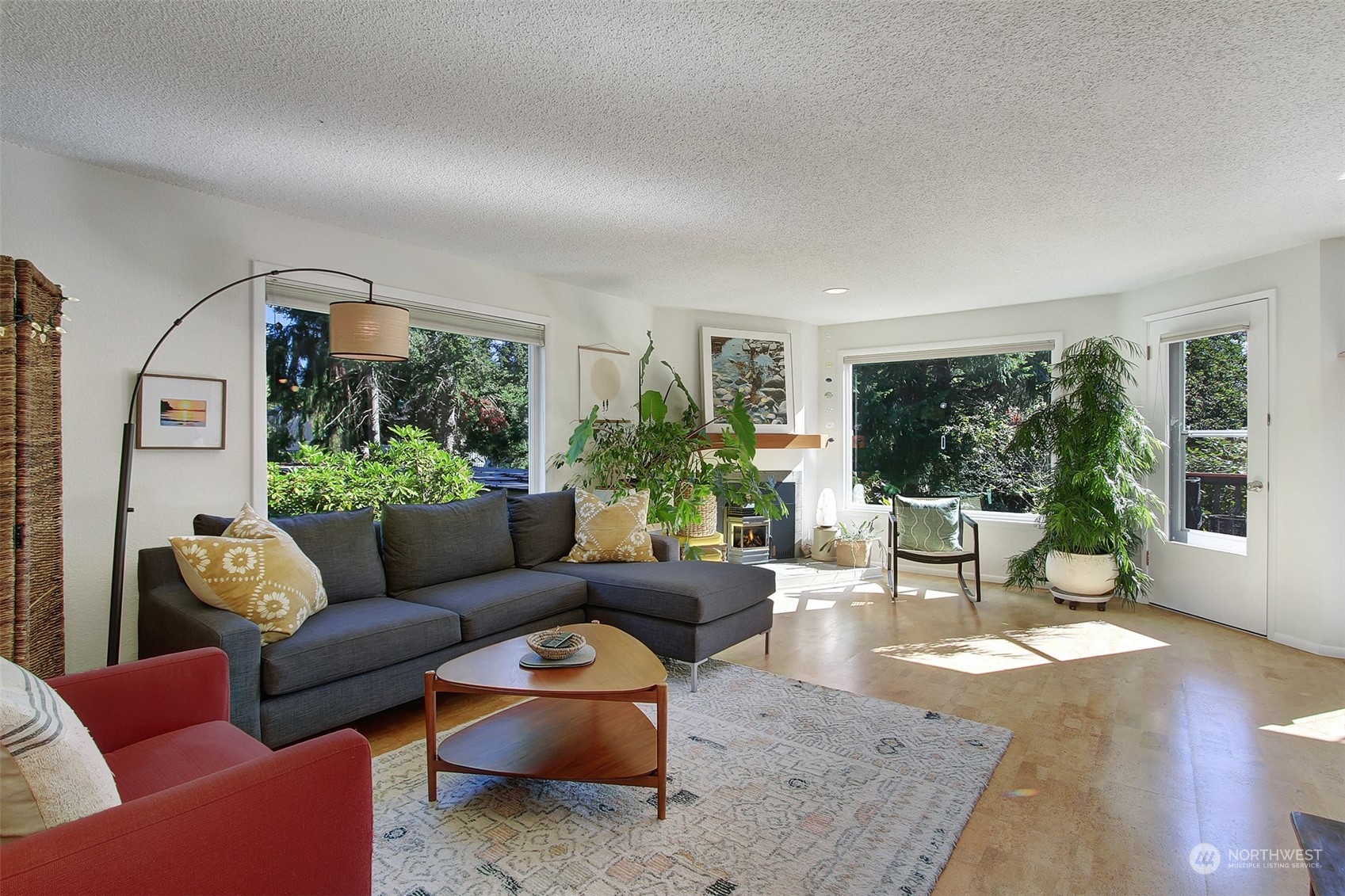 property viewer photo 1