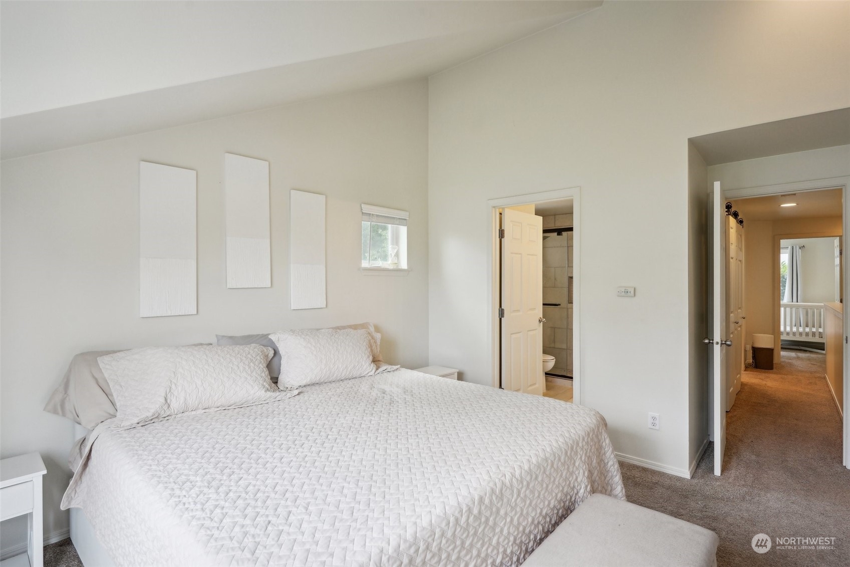 property viewer photo 17