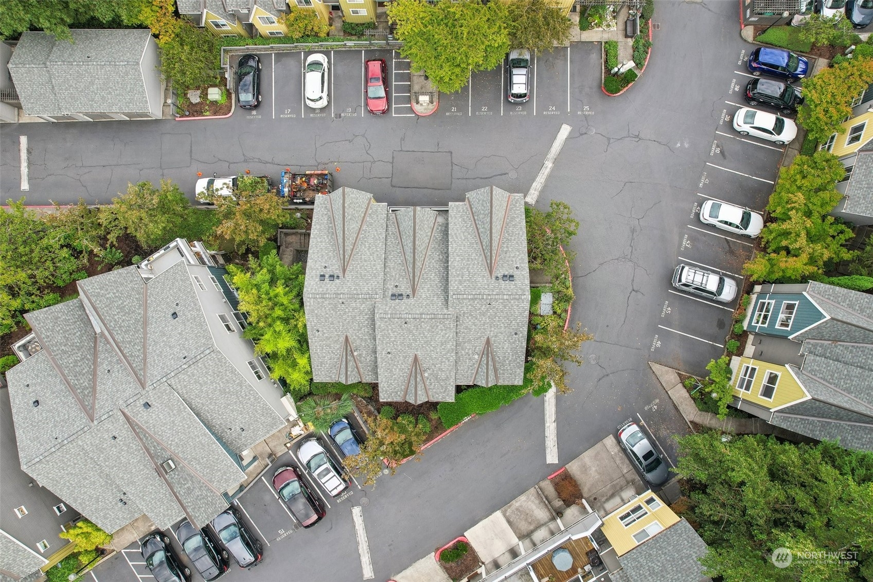 property viewer photo 26