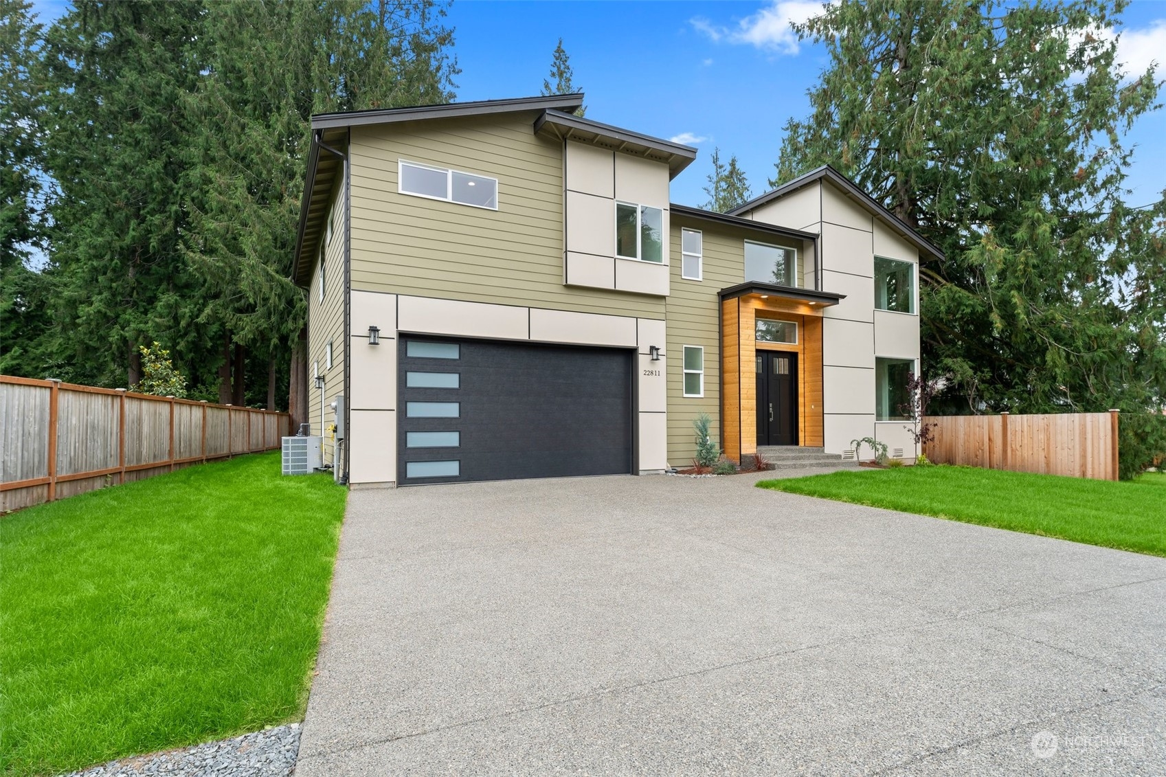 property viewer photo 1