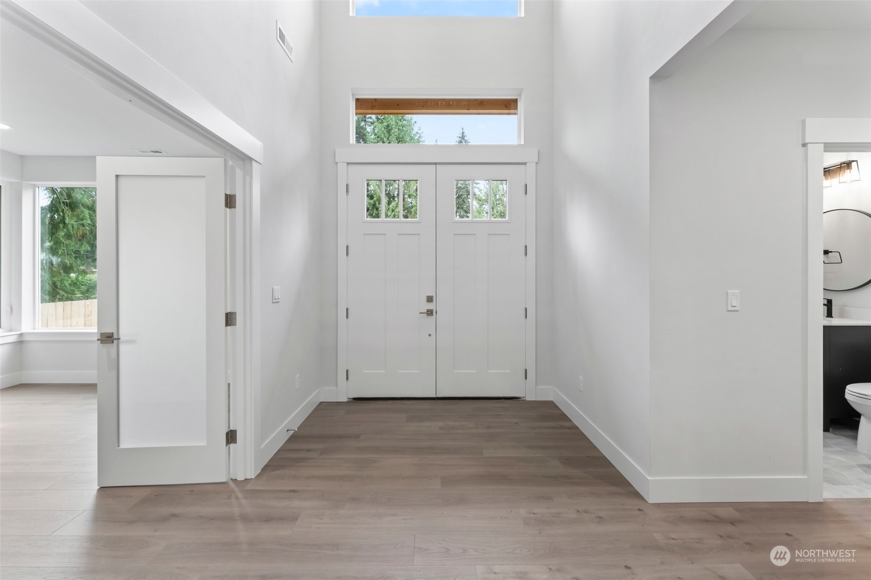 property viewer photo 13