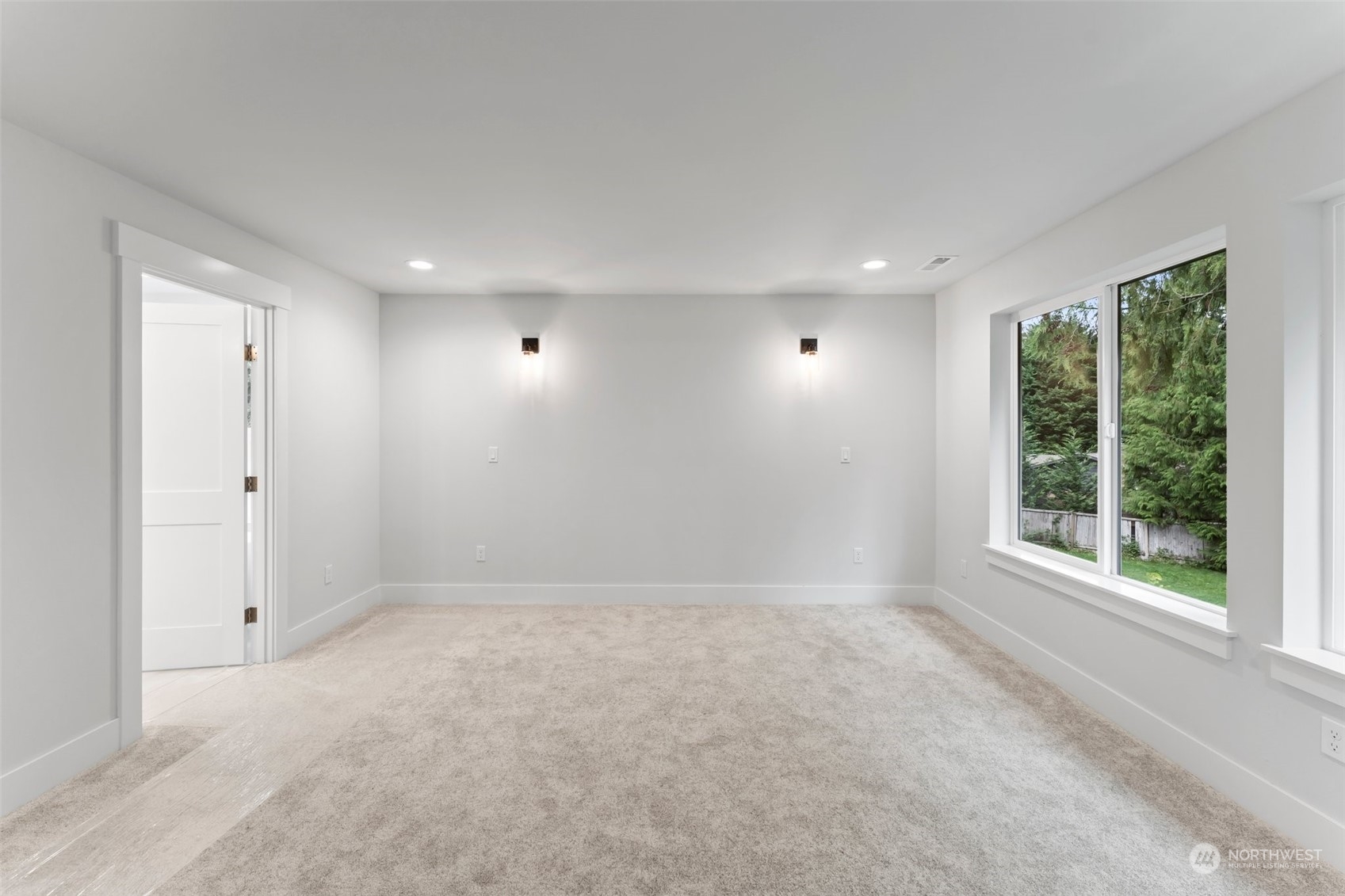 property viewer photo 18