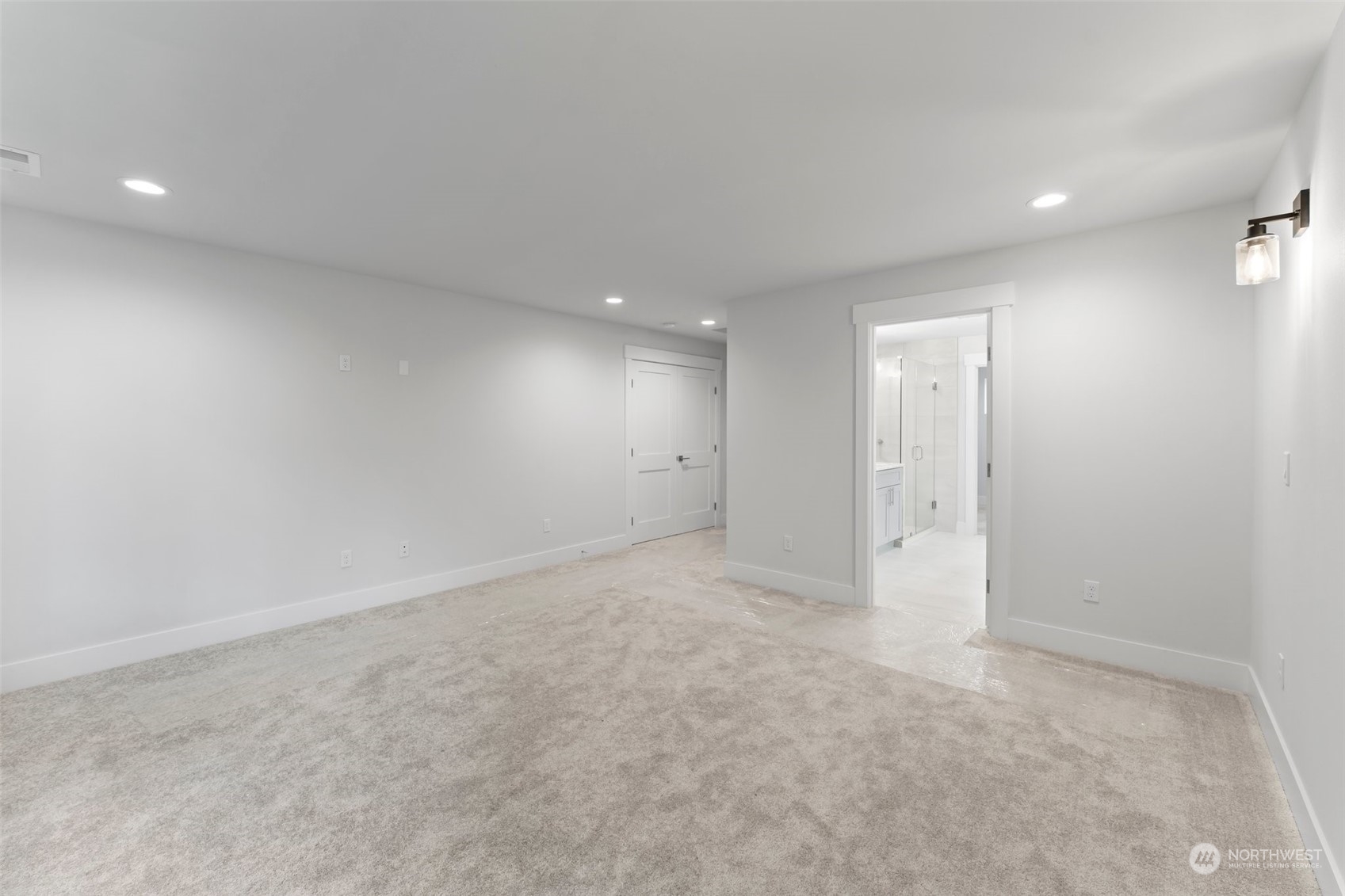 property viewer photo 19