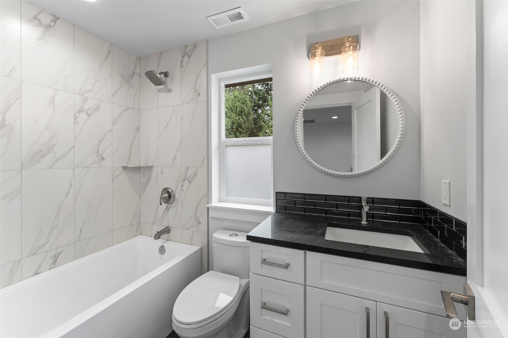 property viewer photo 31