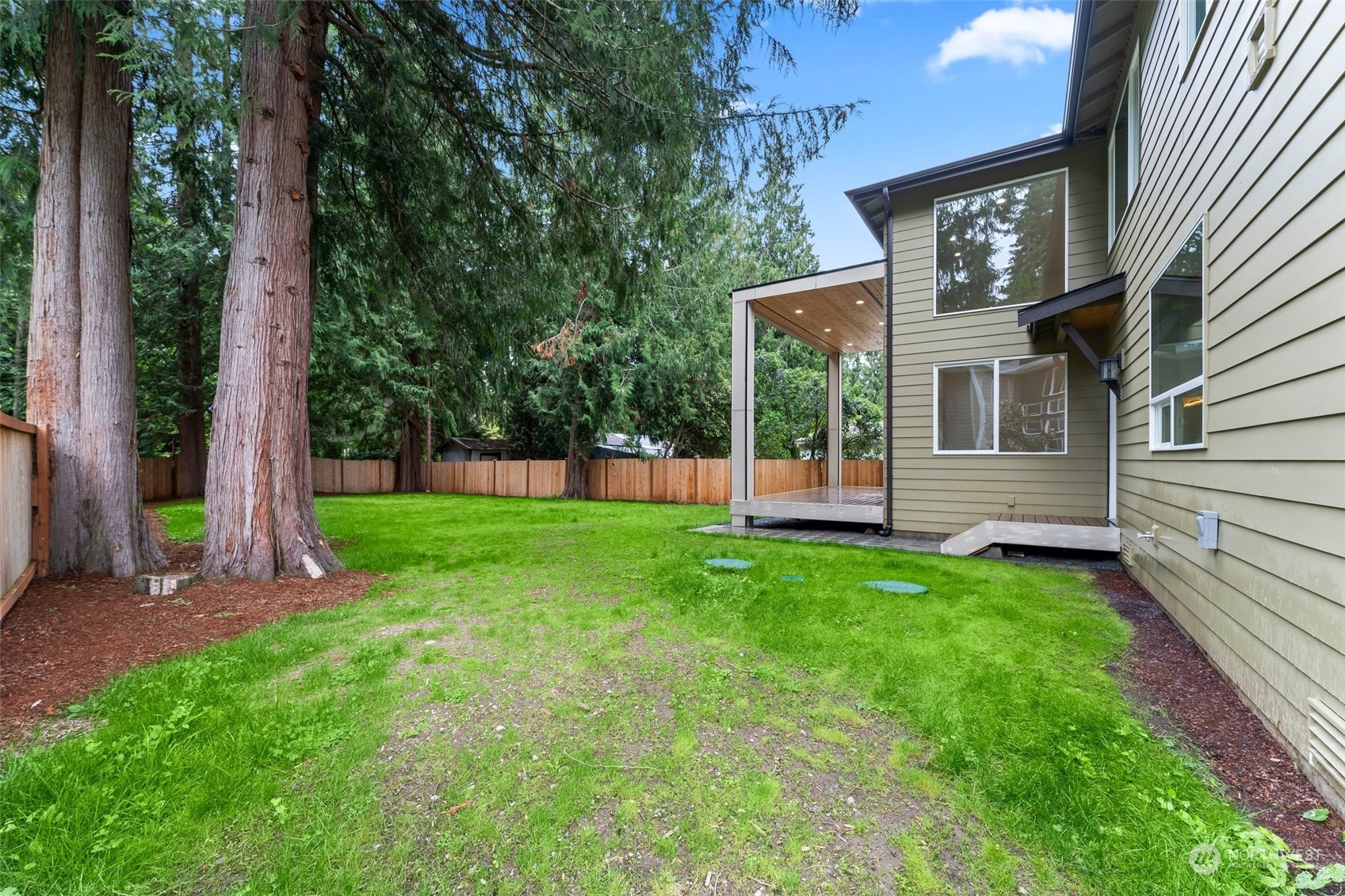 property viewer photo 35